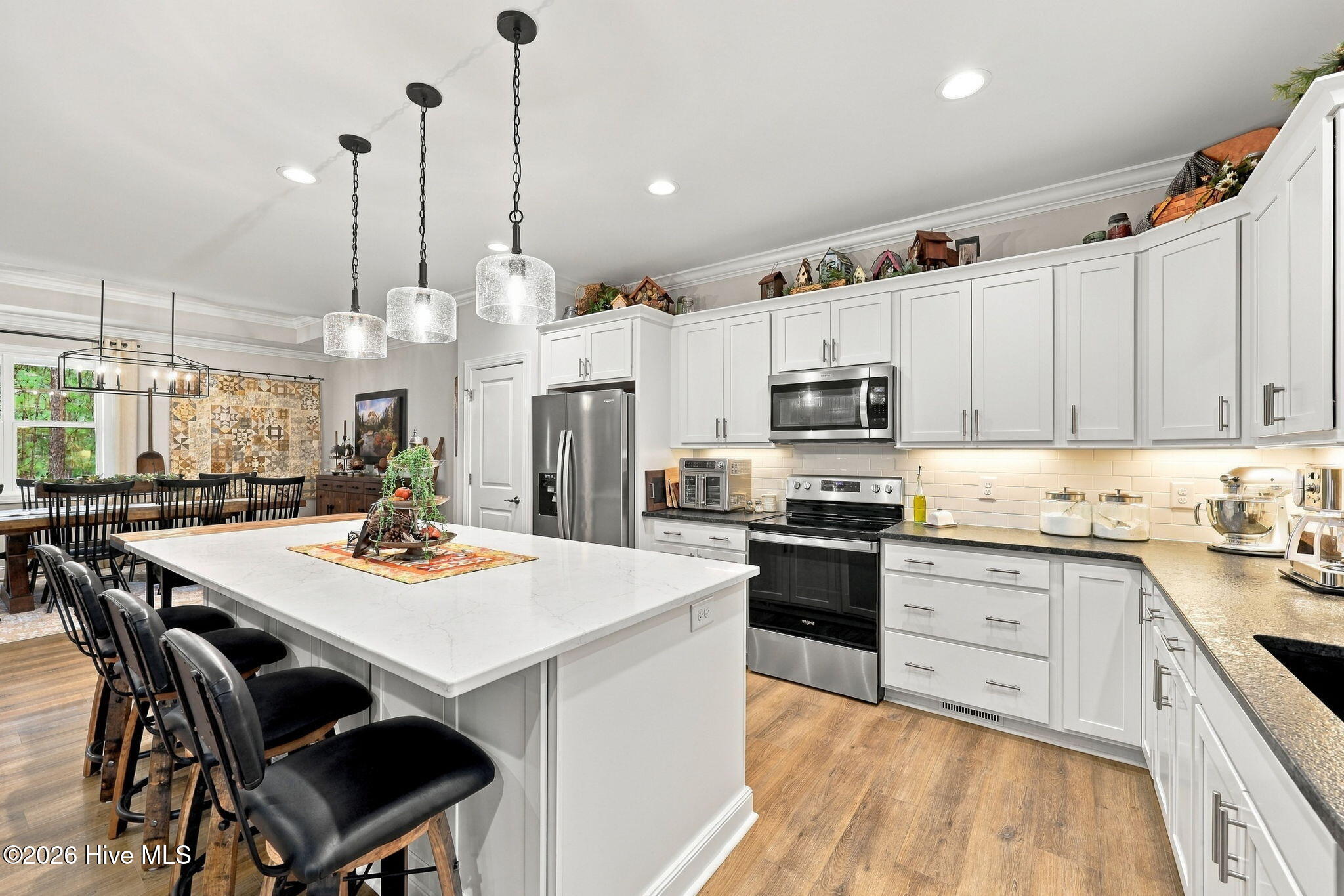 512 Longleaf Drive