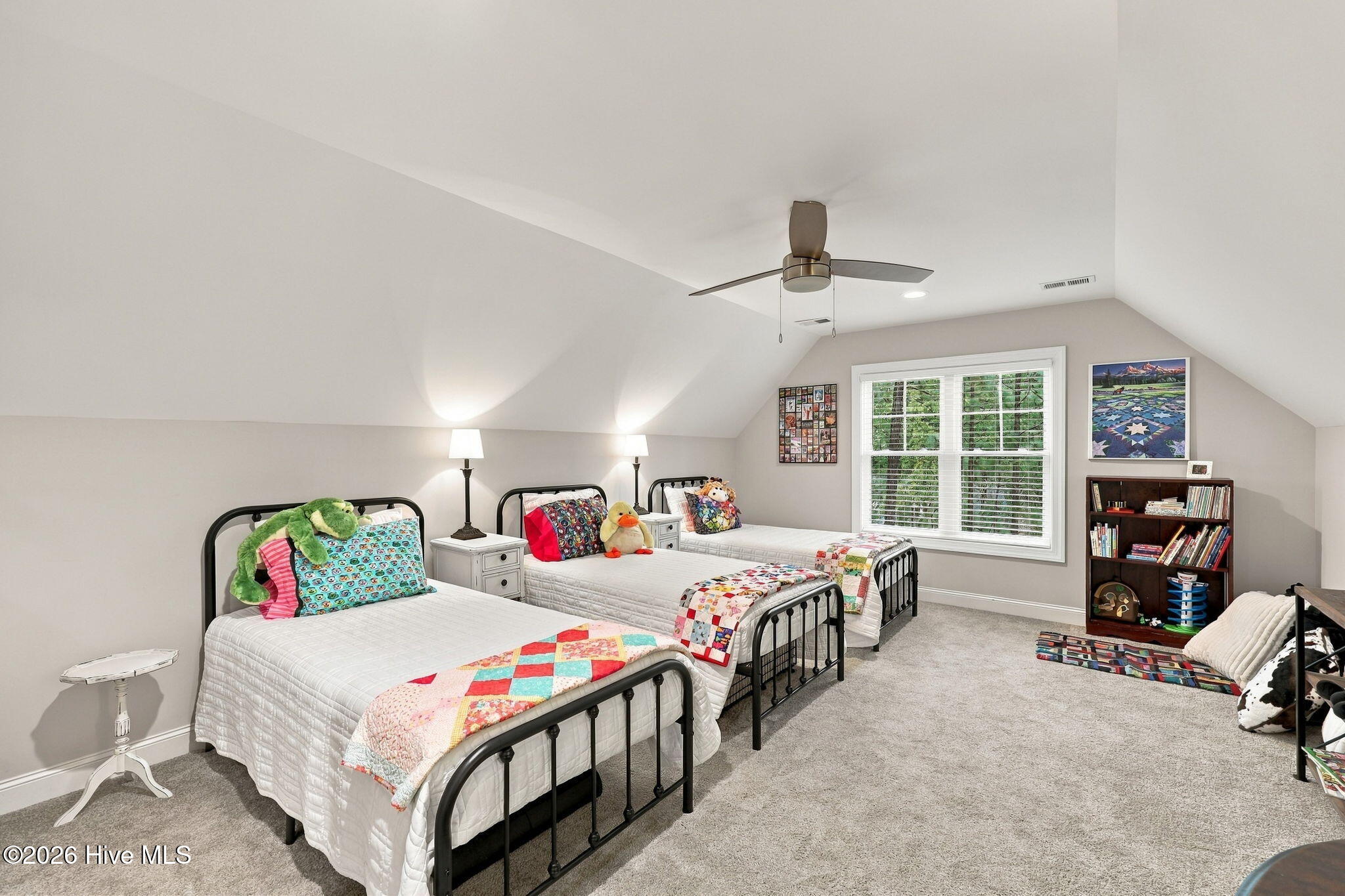 512 Longleaf Drive