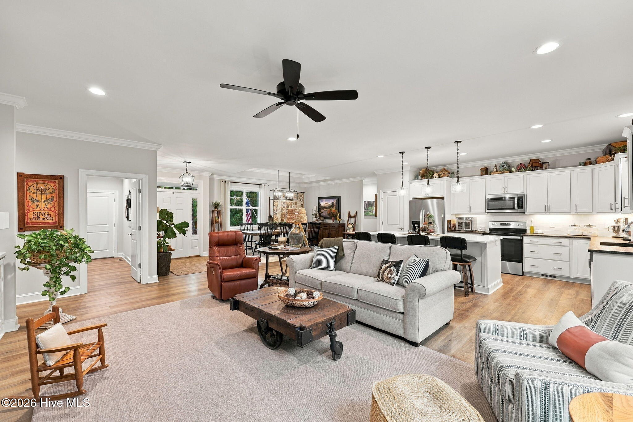 512 Longleaf Drive