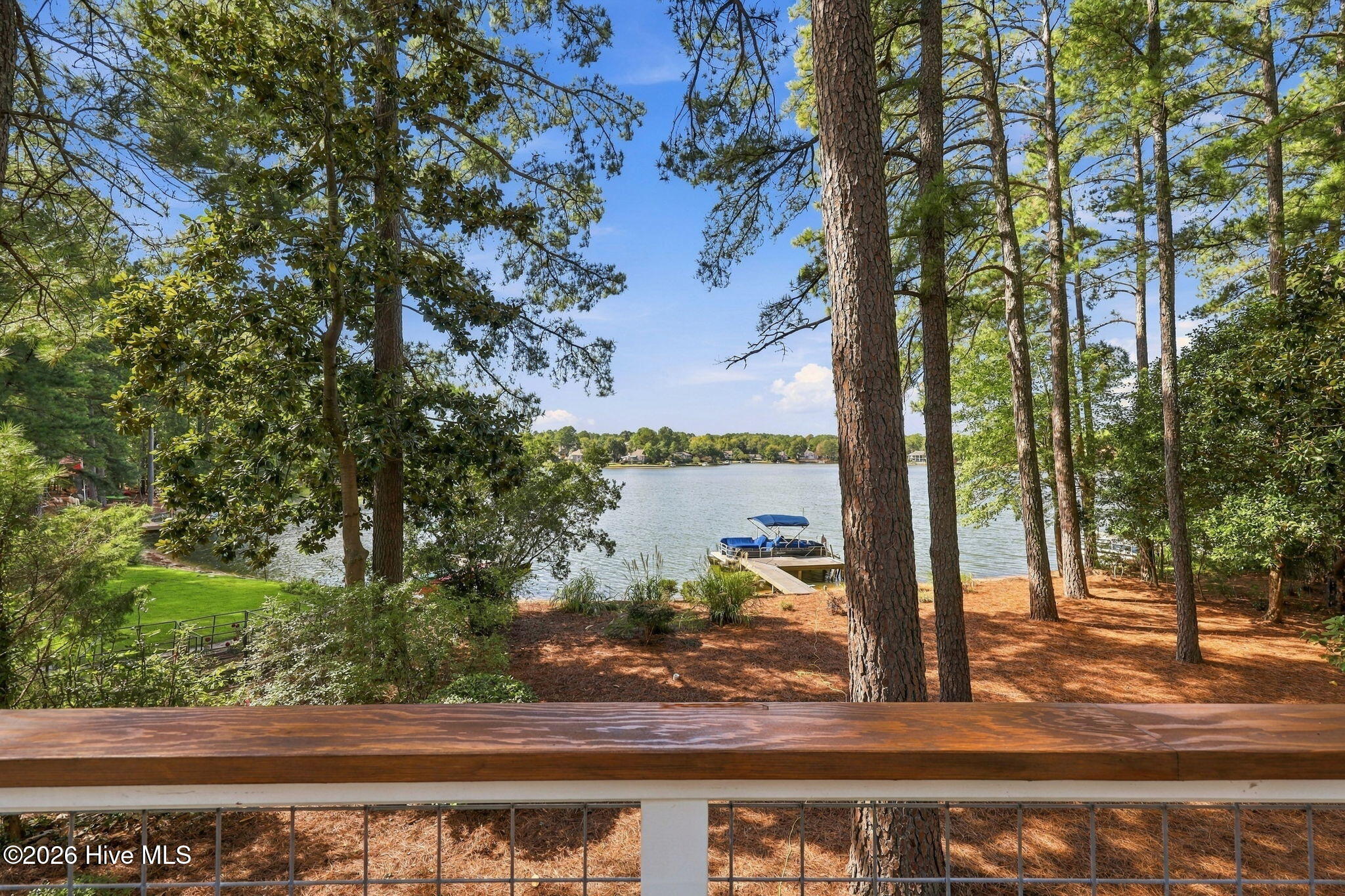 315 Lake Forest Drive SW