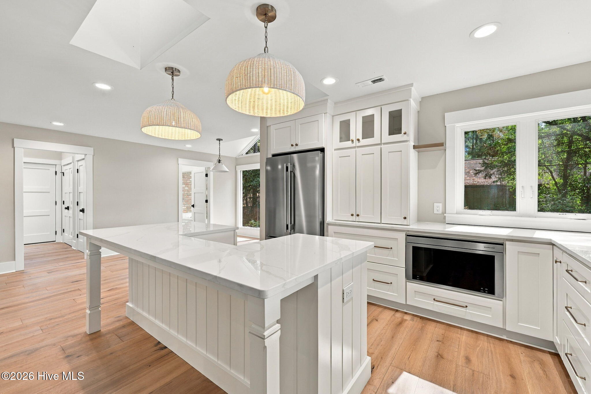 315 Lake Forest Drive SW