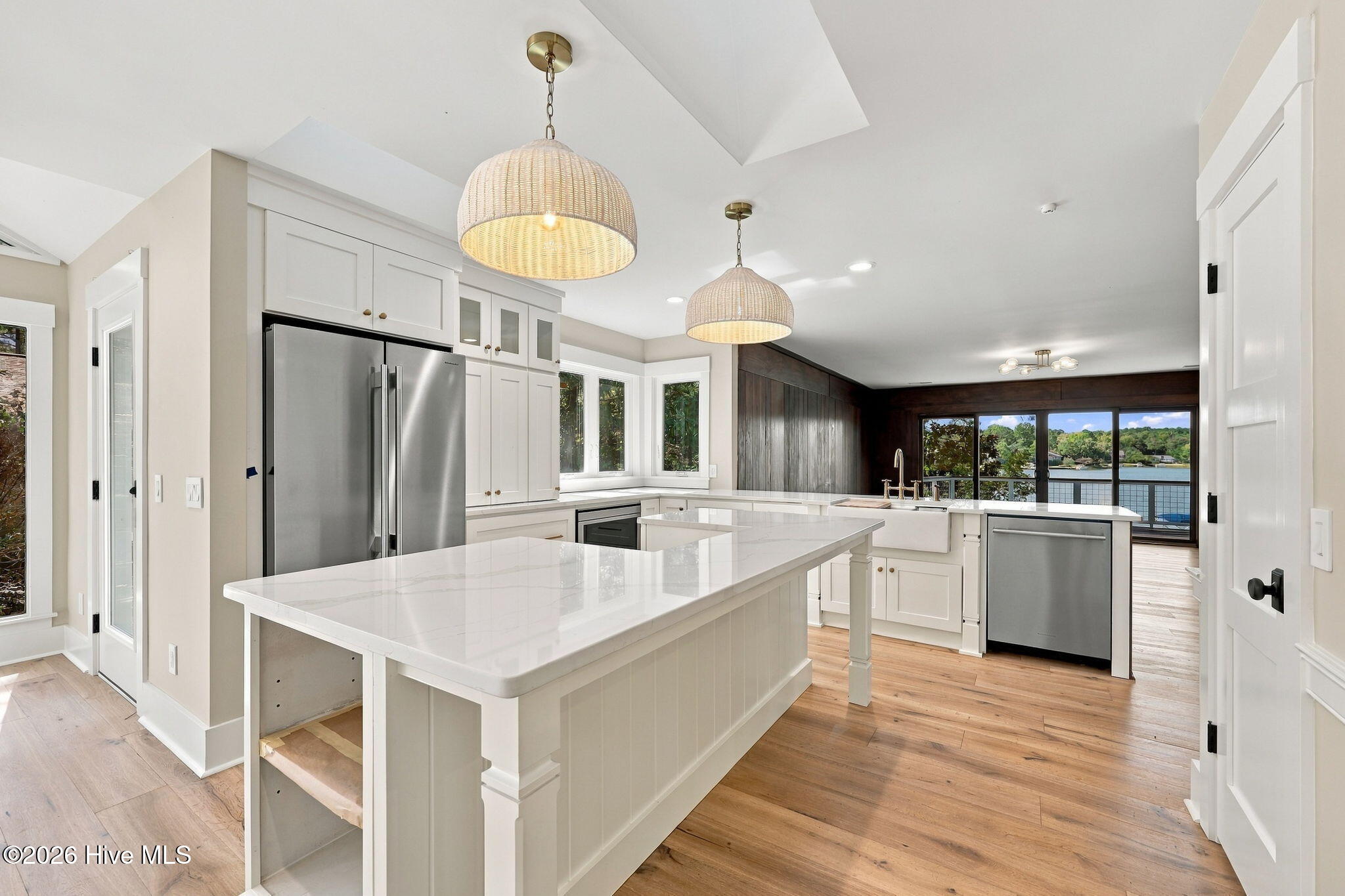 315 Lake Forest Drive SW
