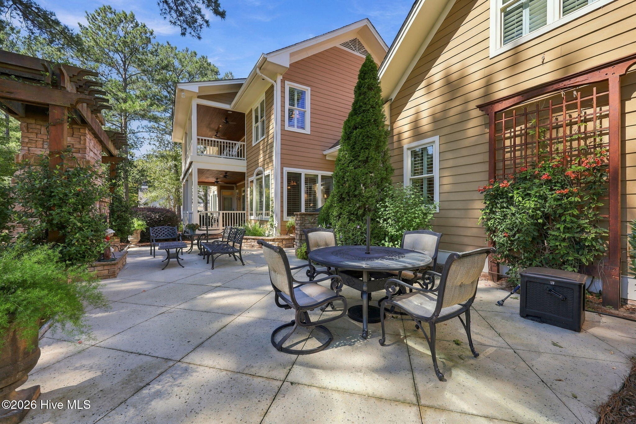 28 Middlebury Road
