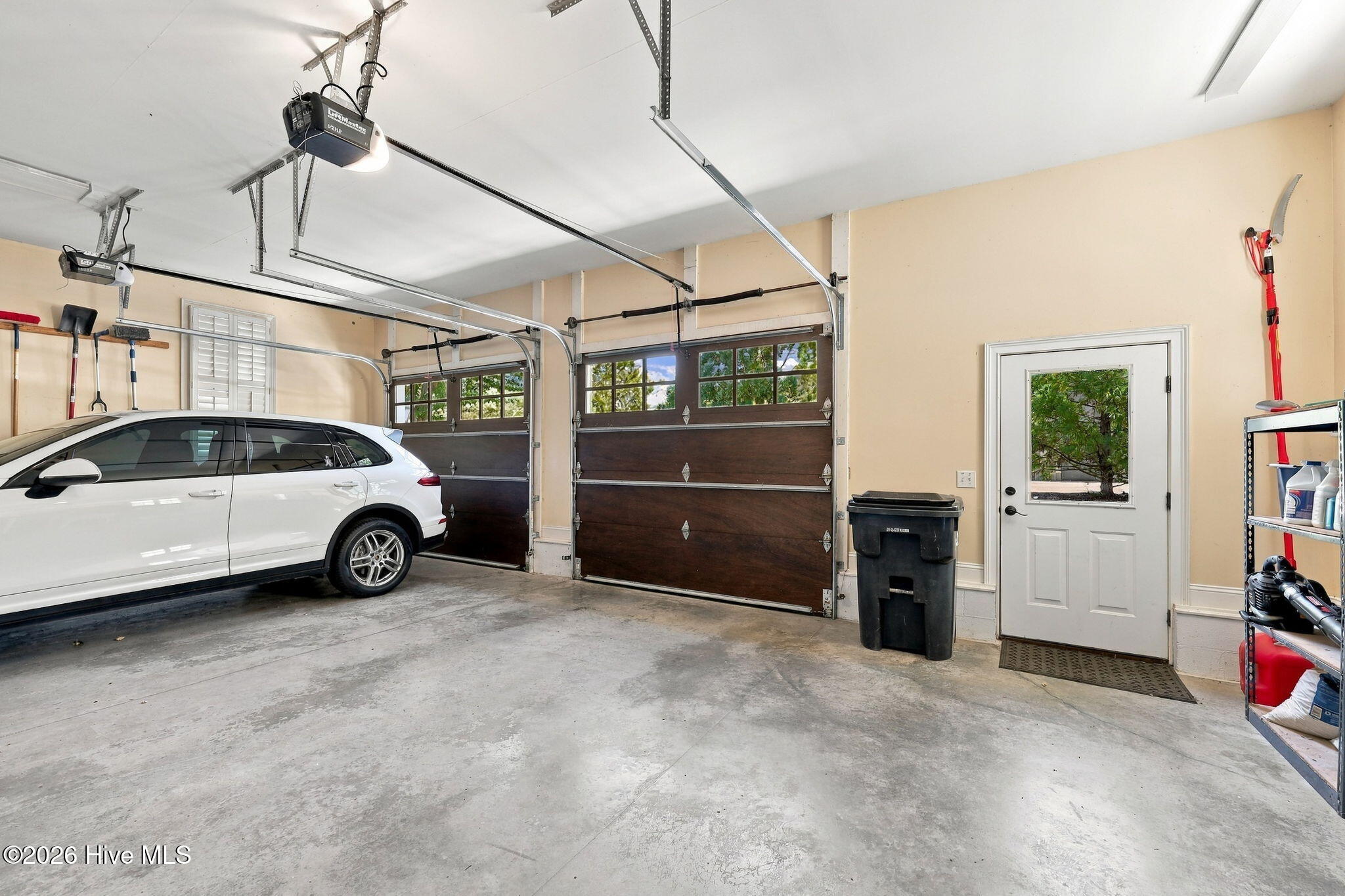 28 Middlebury Road