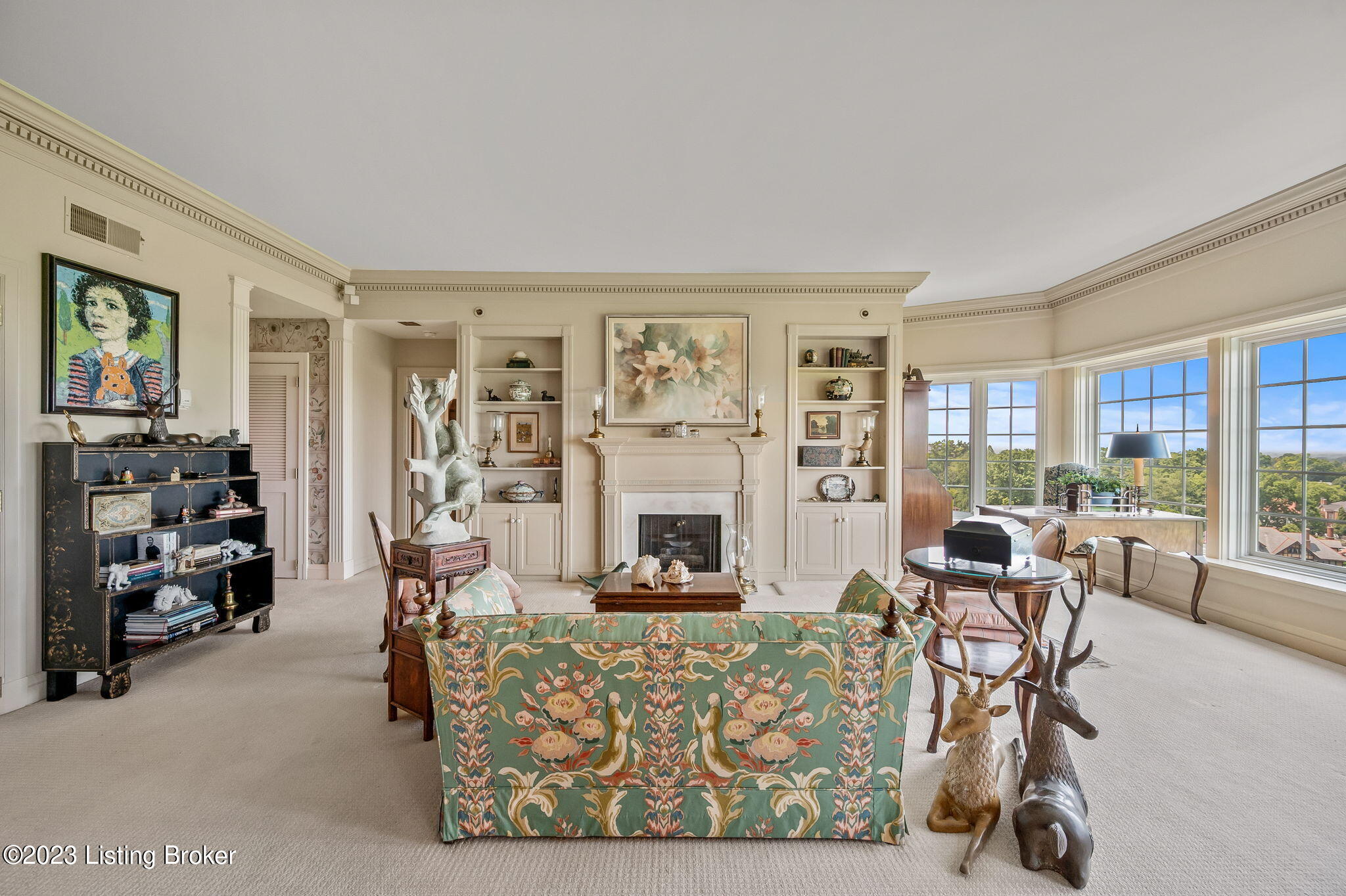 1400 Willow Ave, 1208