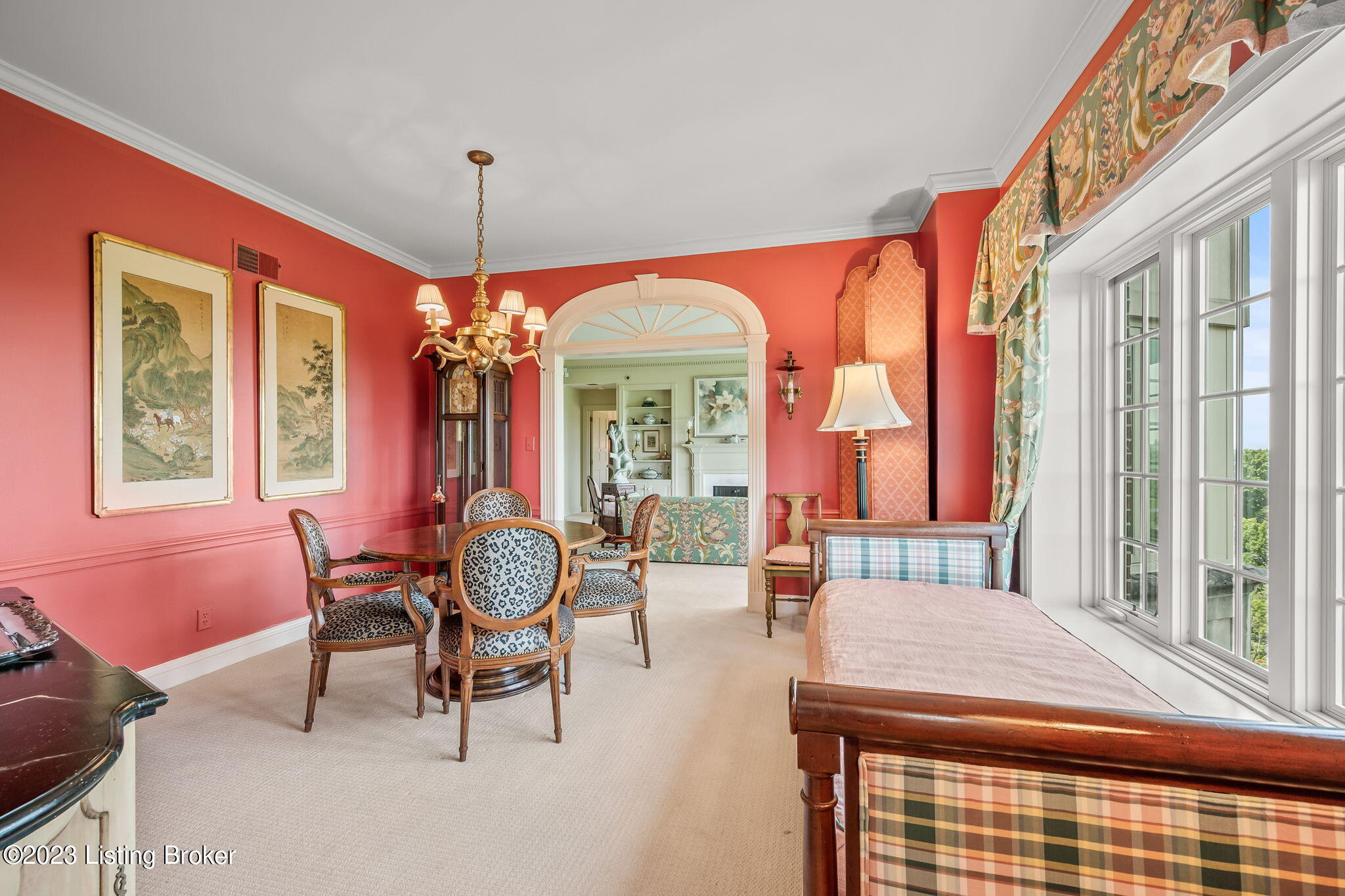 1400 Willow Ave, 1208