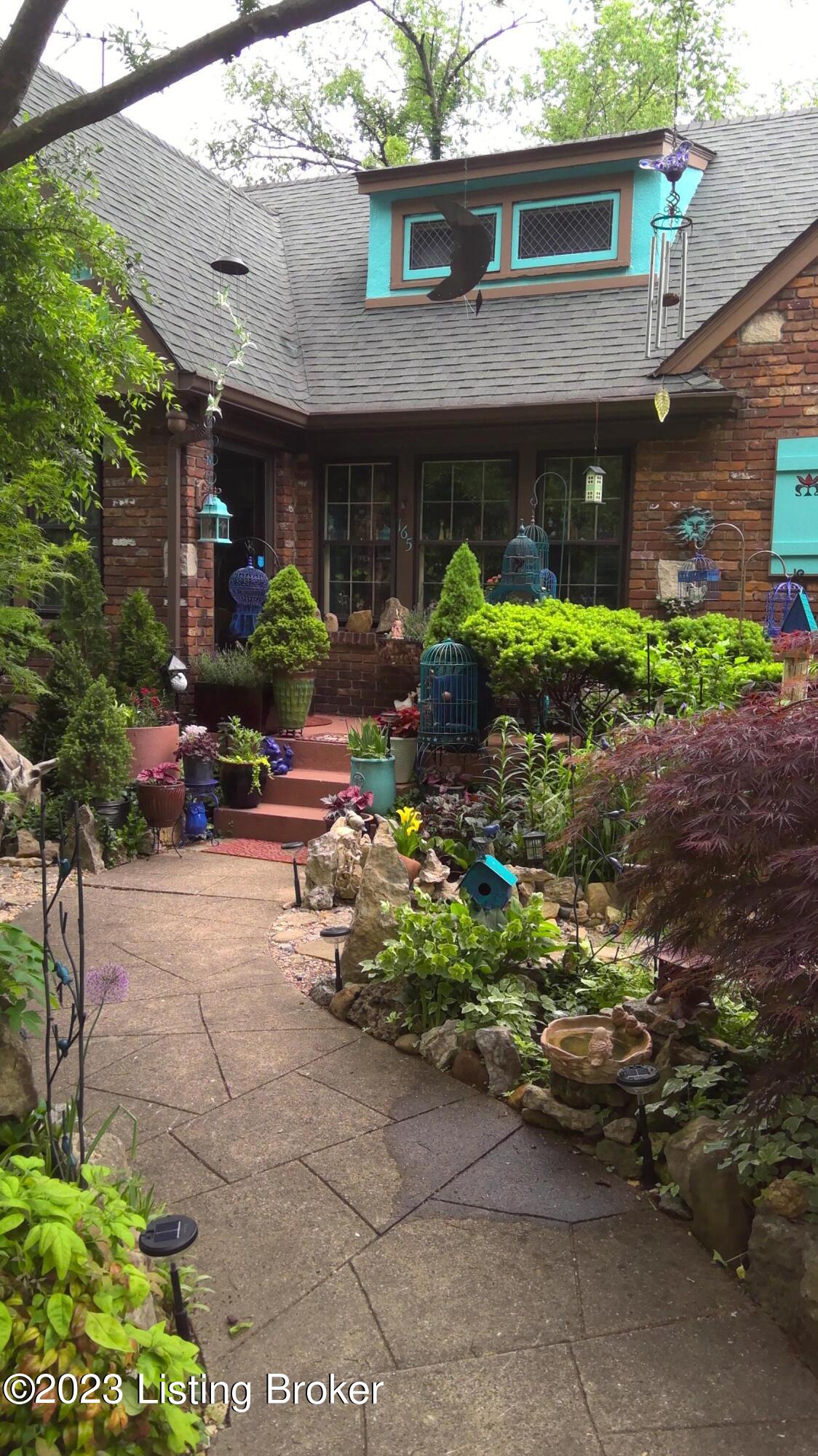 165 N Ewing Ave