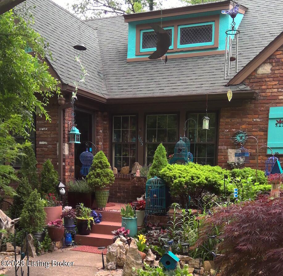 165 N Ewing Ave