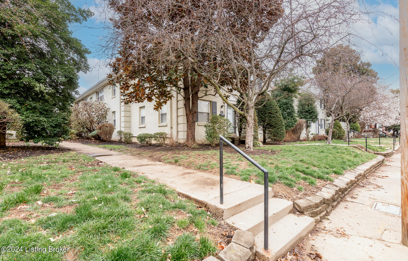 1805 Shady Ln, 4