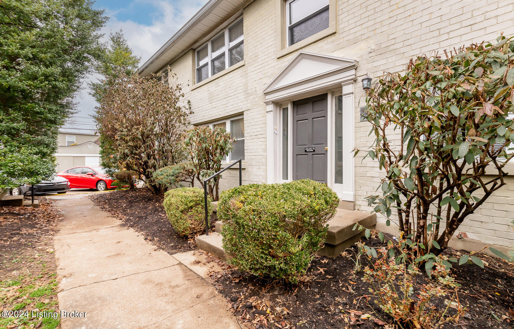 1805 Shady Ln, 4
