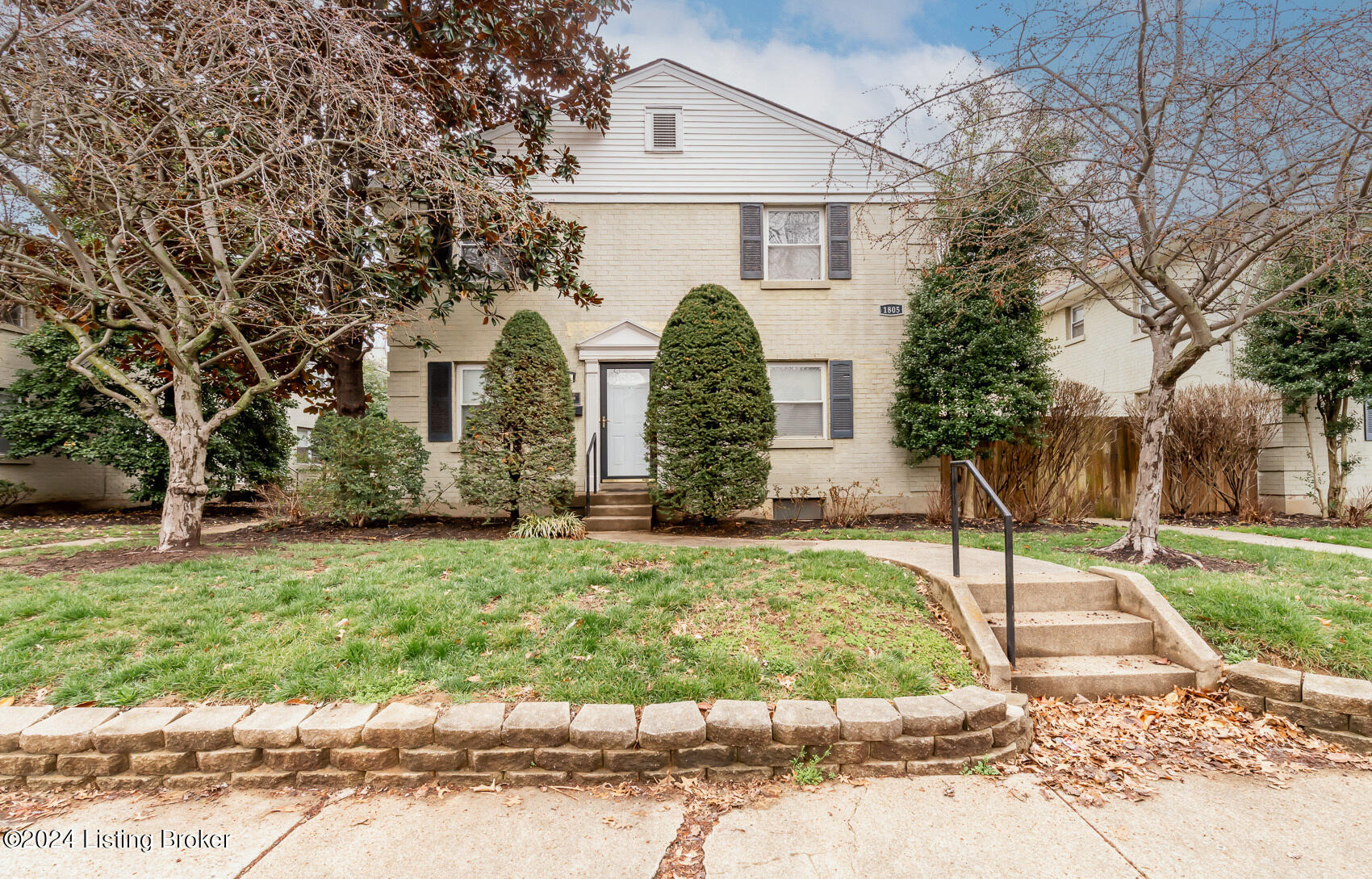 1805 Shady Ln, 4