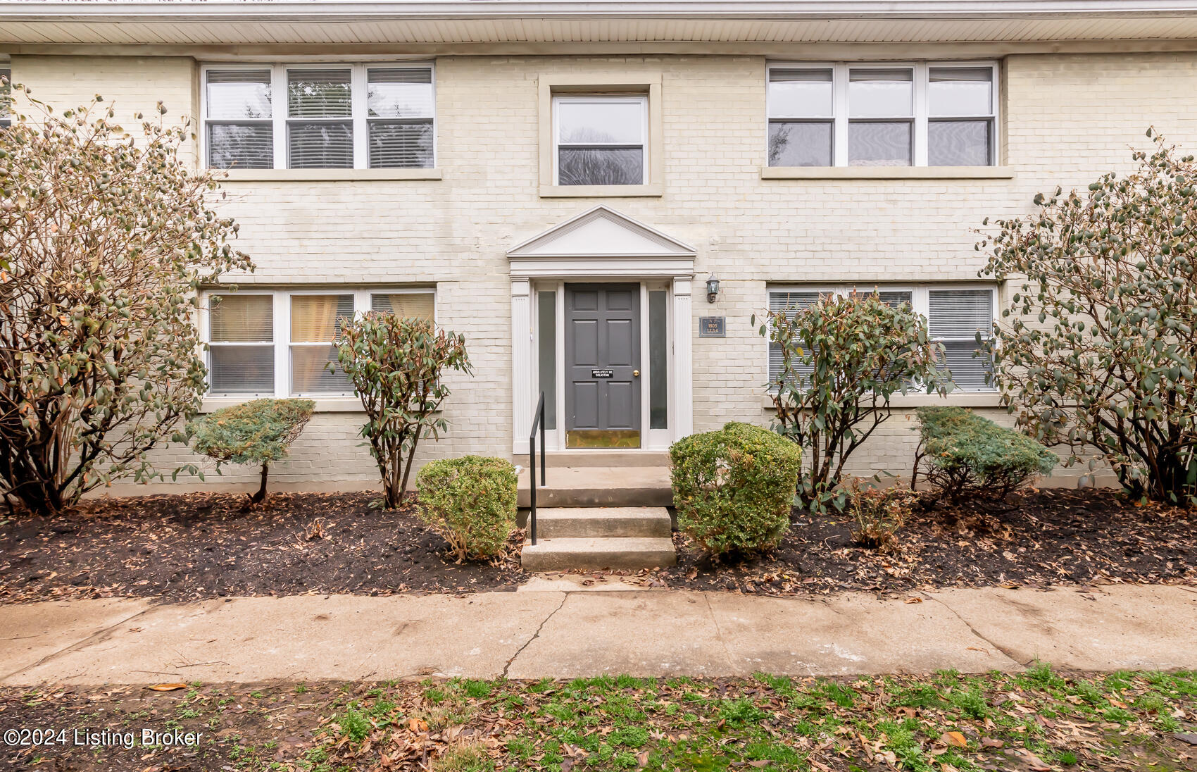1805 Shady Ln, 4