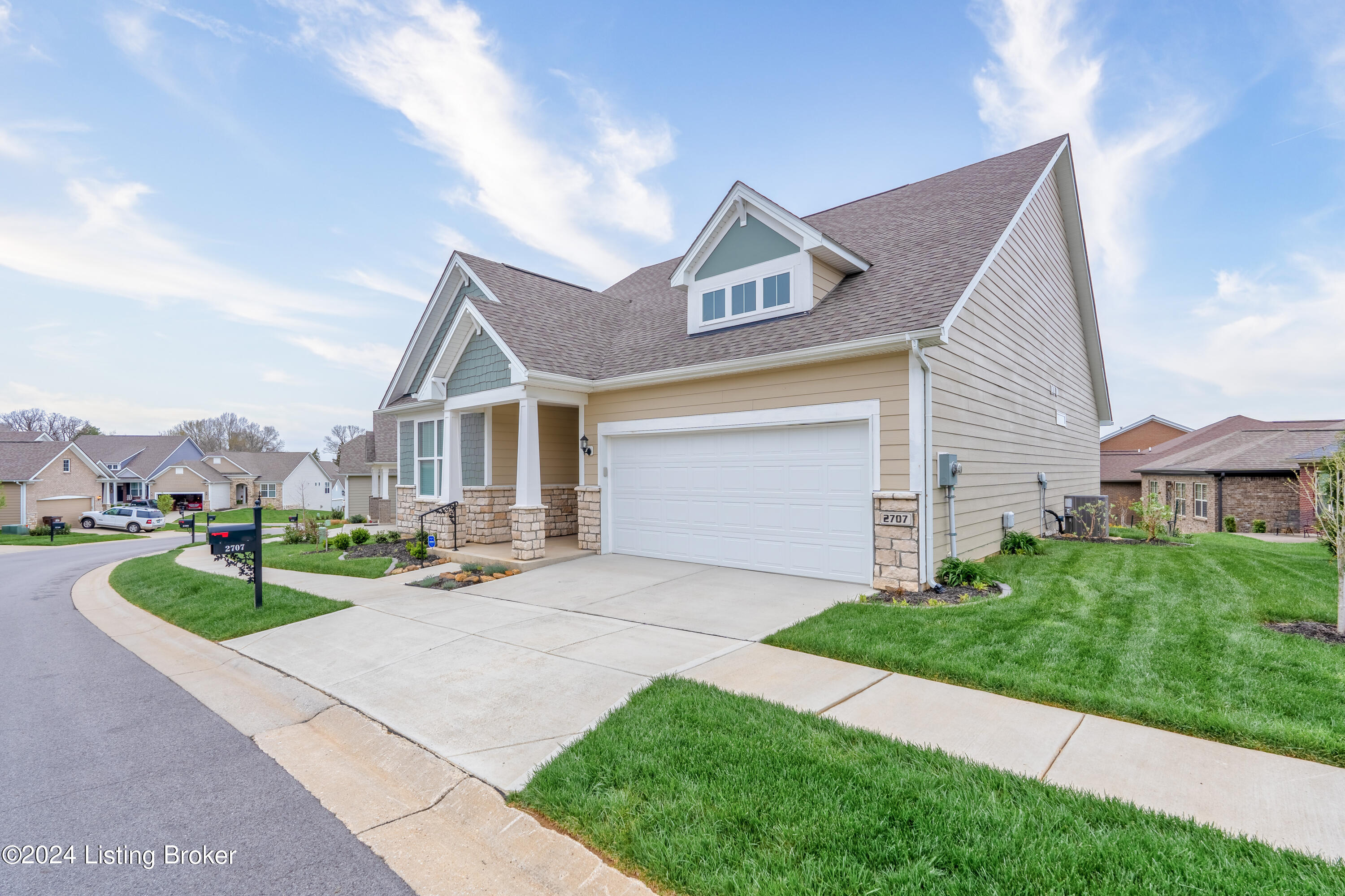 2707 Hamilton Springs Dr