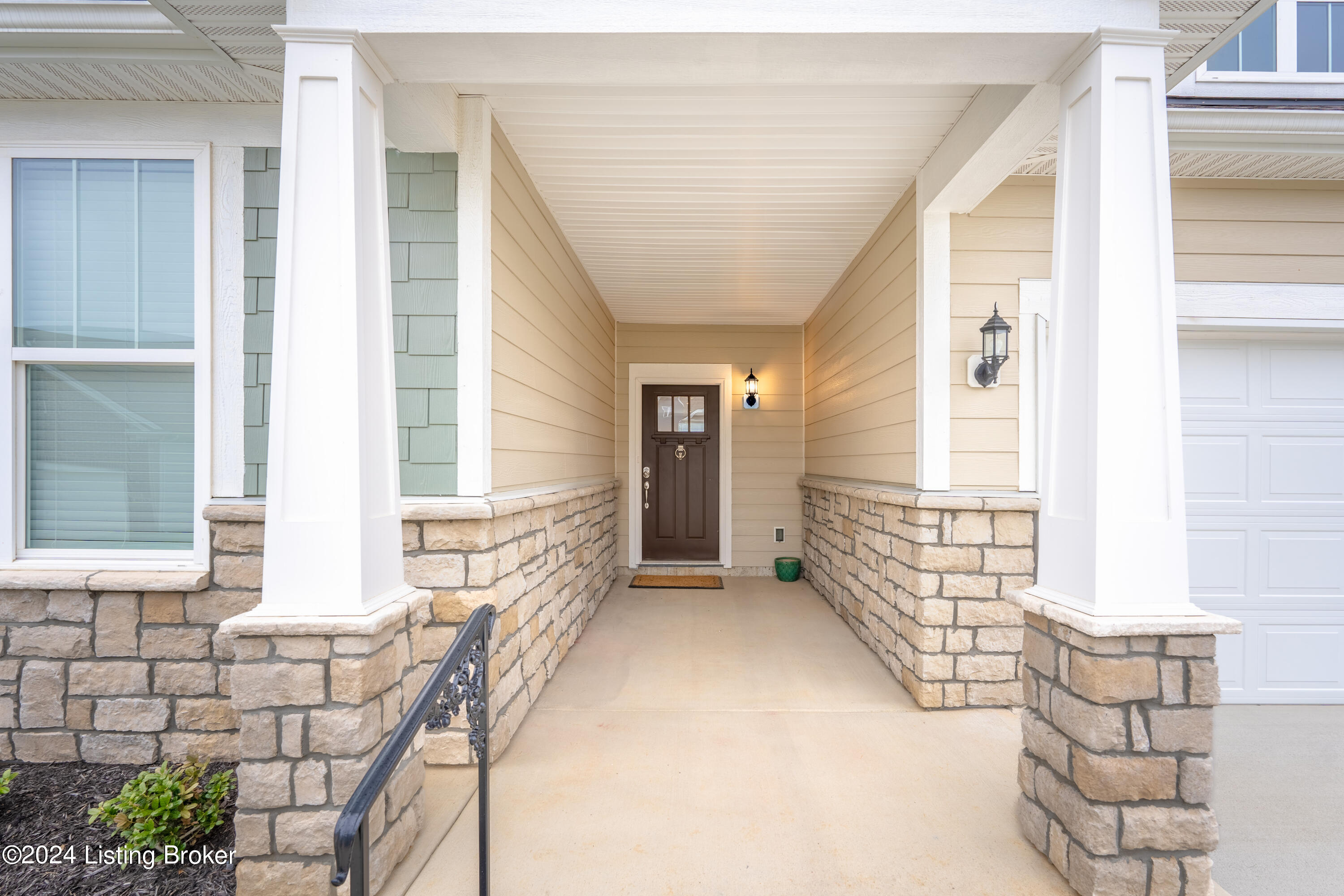 2707 Hamilton Springs Dr