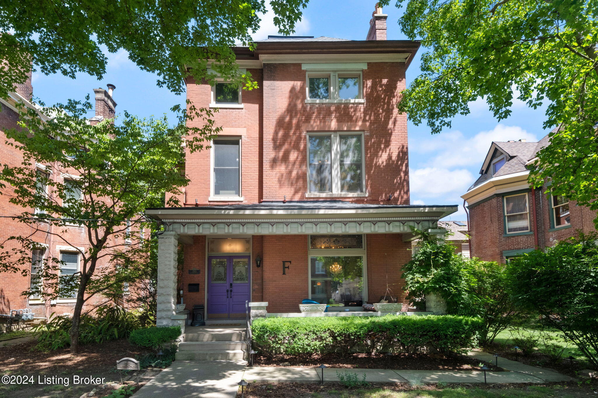 1513 Hepburn Ave