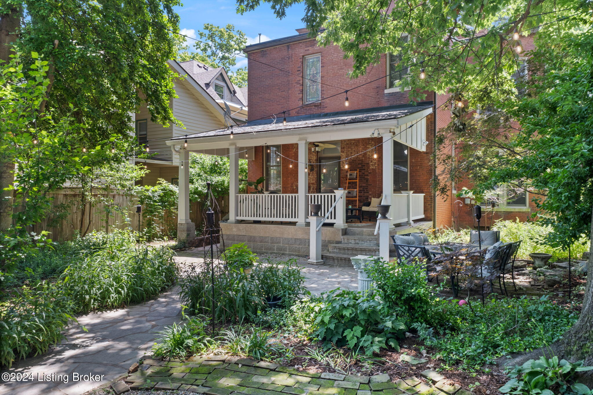 1513 Hepburn Ave