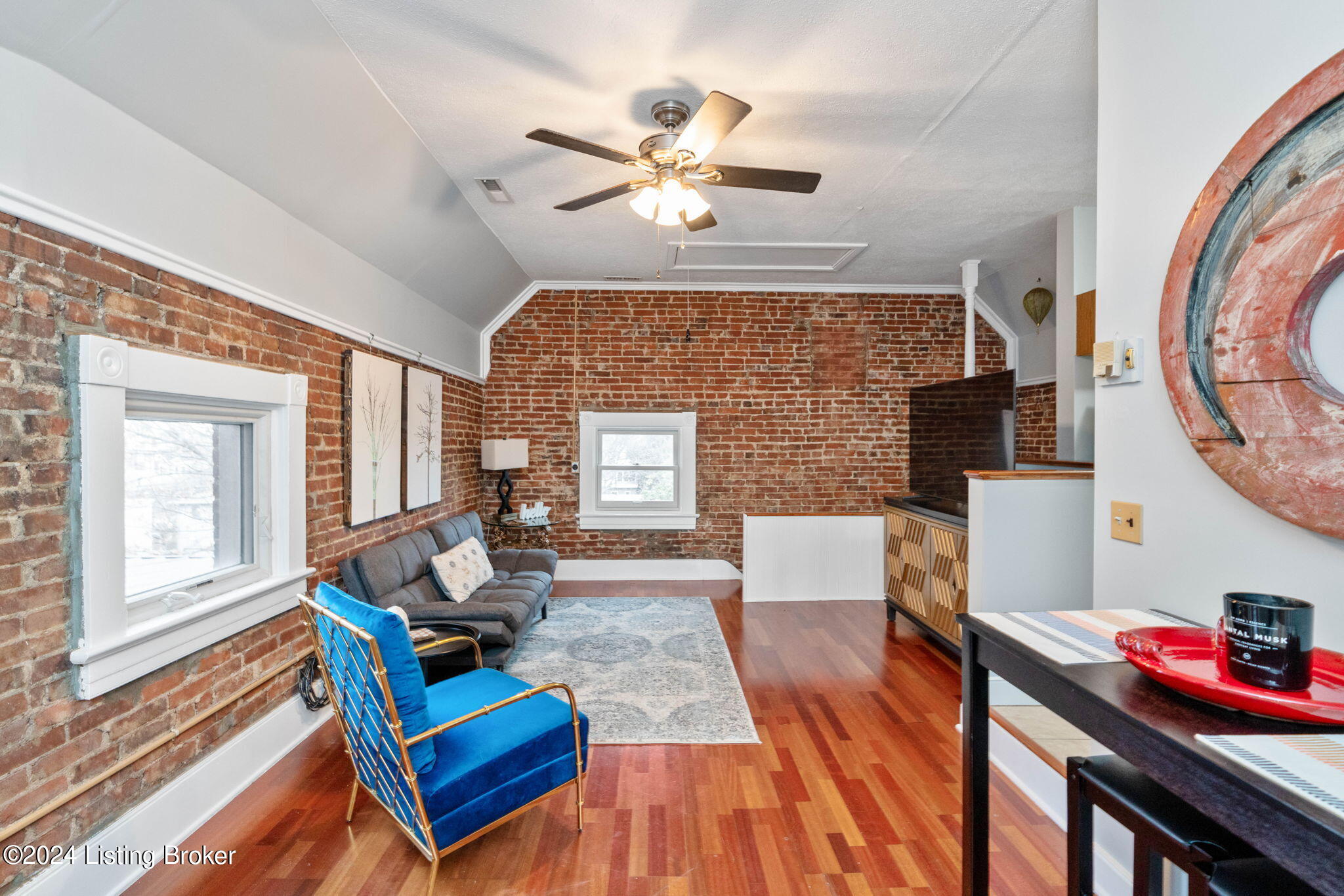 1513 Hepburn Ave