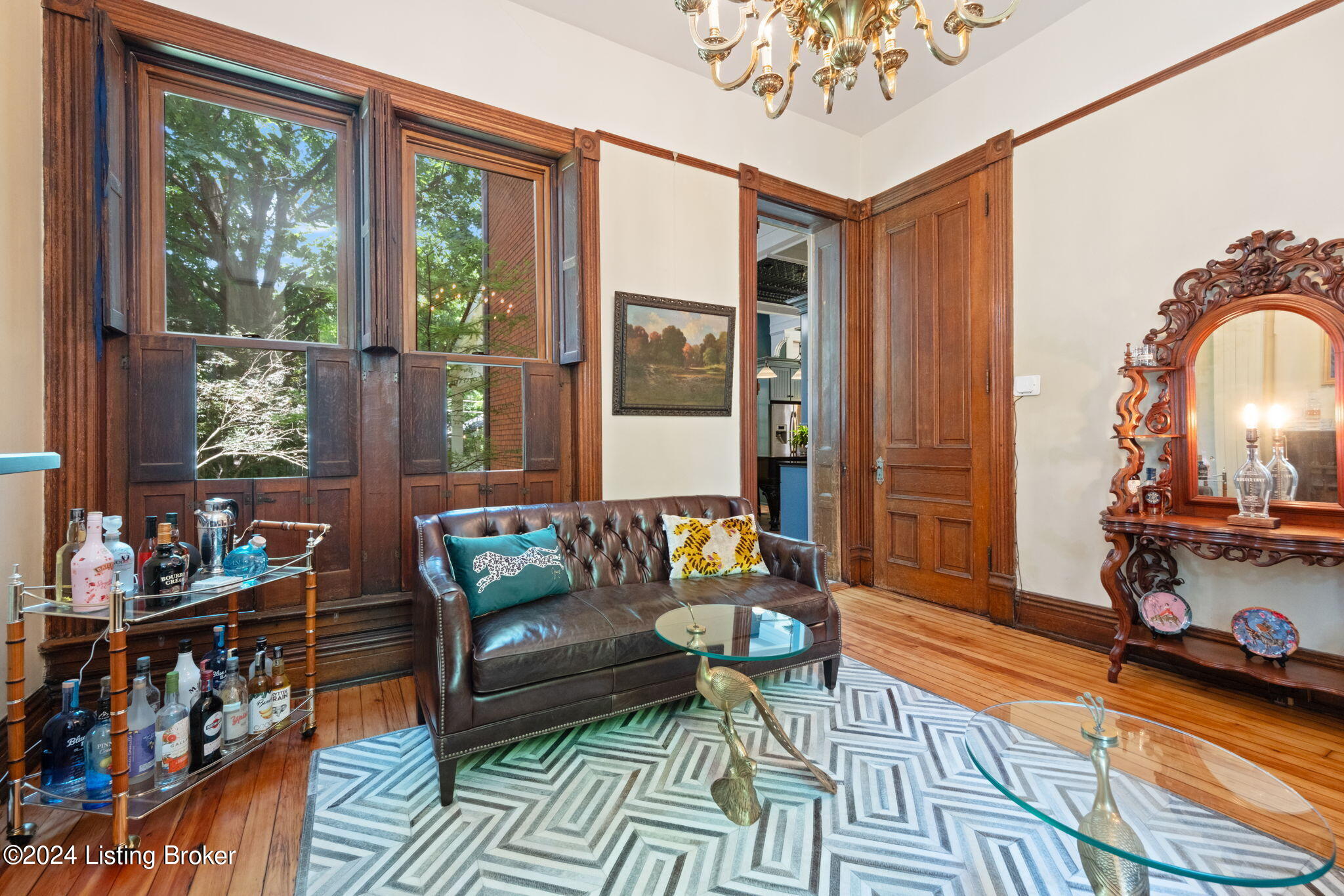 1513 Hepburn Ave