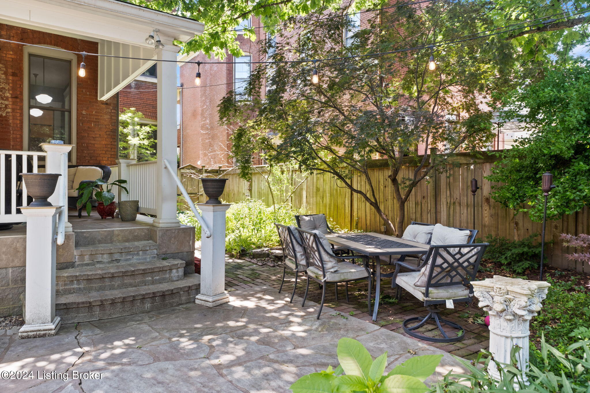 1513 Hepburn Ave