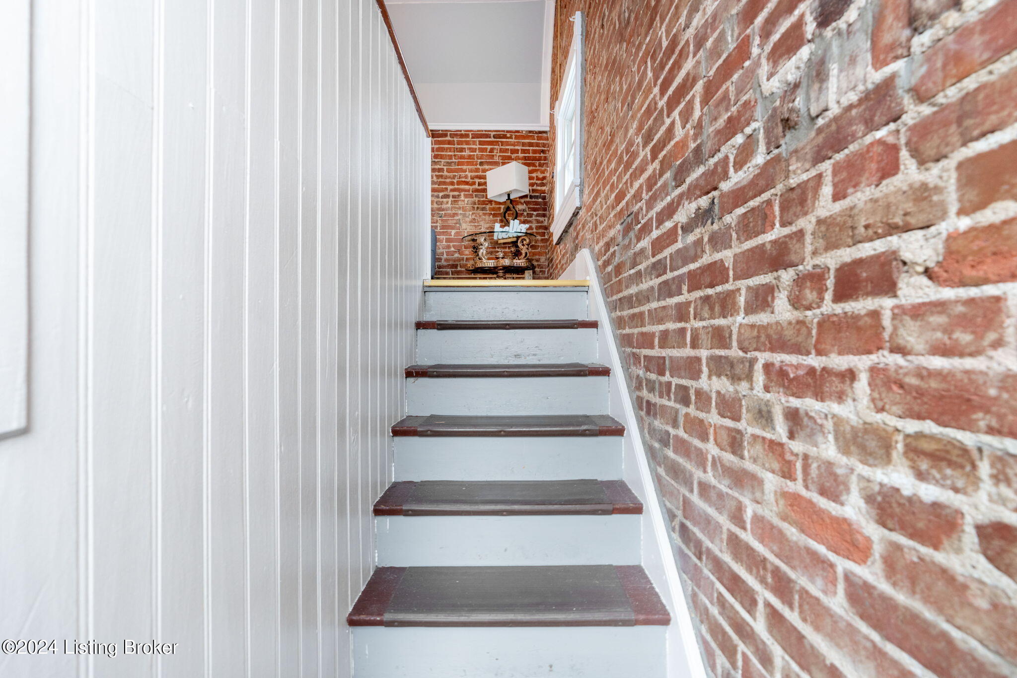 1513 Hepburn Ave