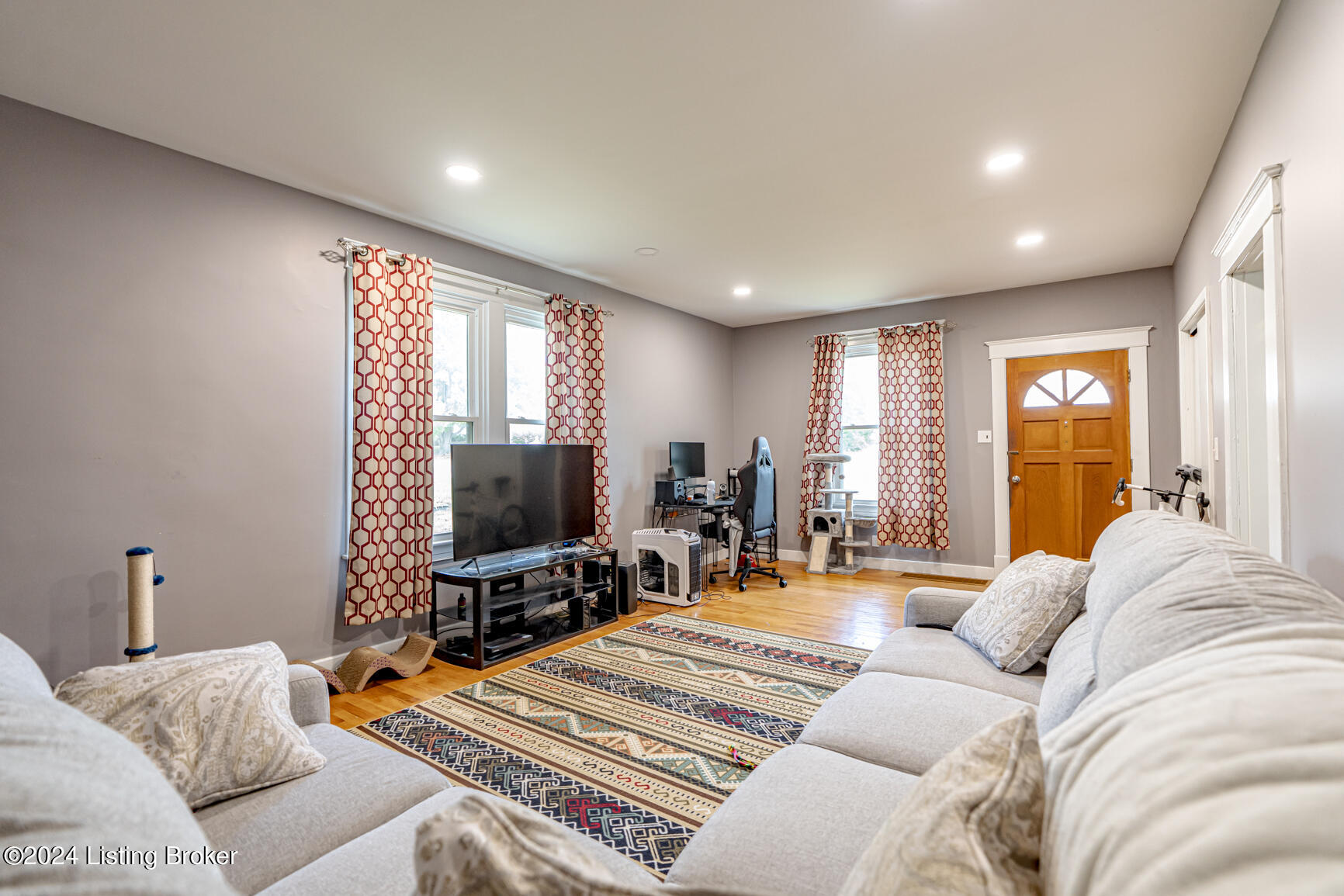 1004 Brown Ave