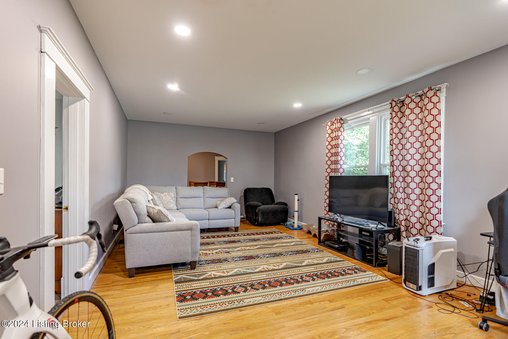 1004 Brown Ave