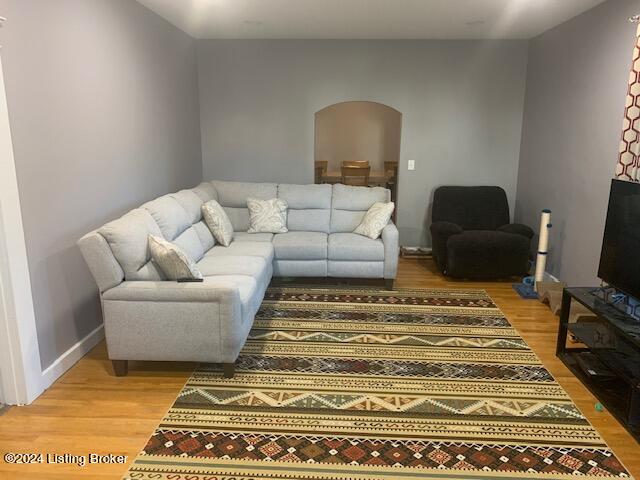1004 Brown Ave