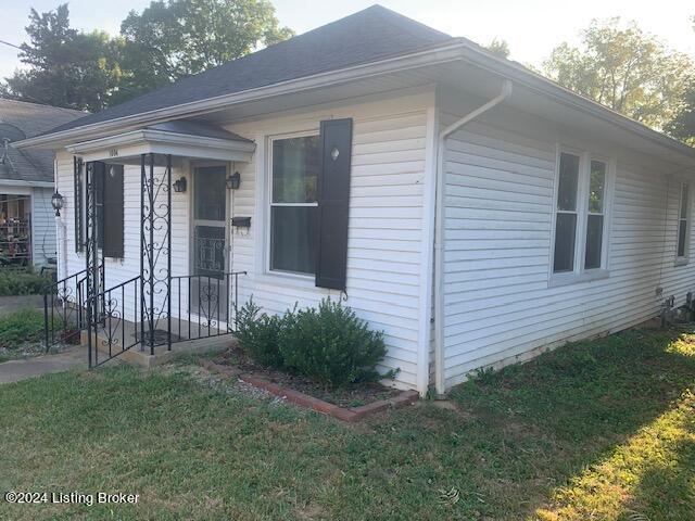 1004 Brown Ave