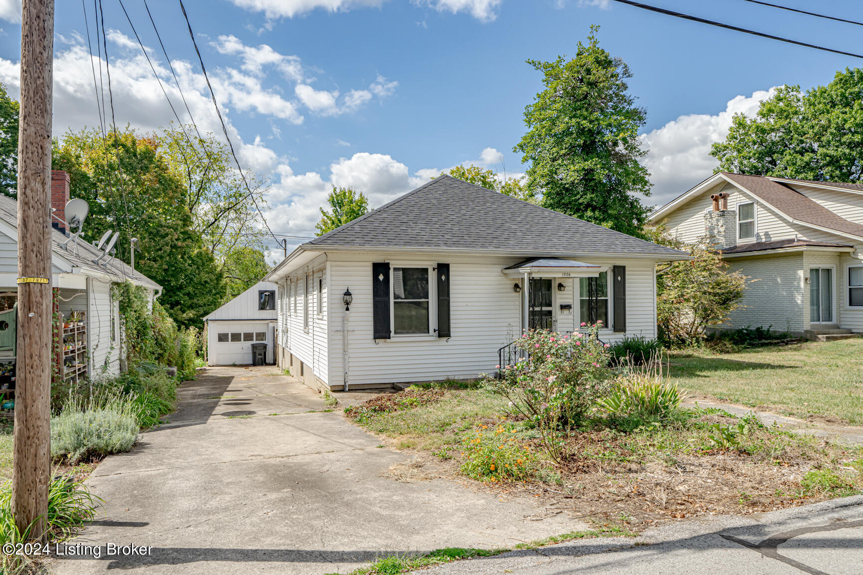 1004 Brown Ave