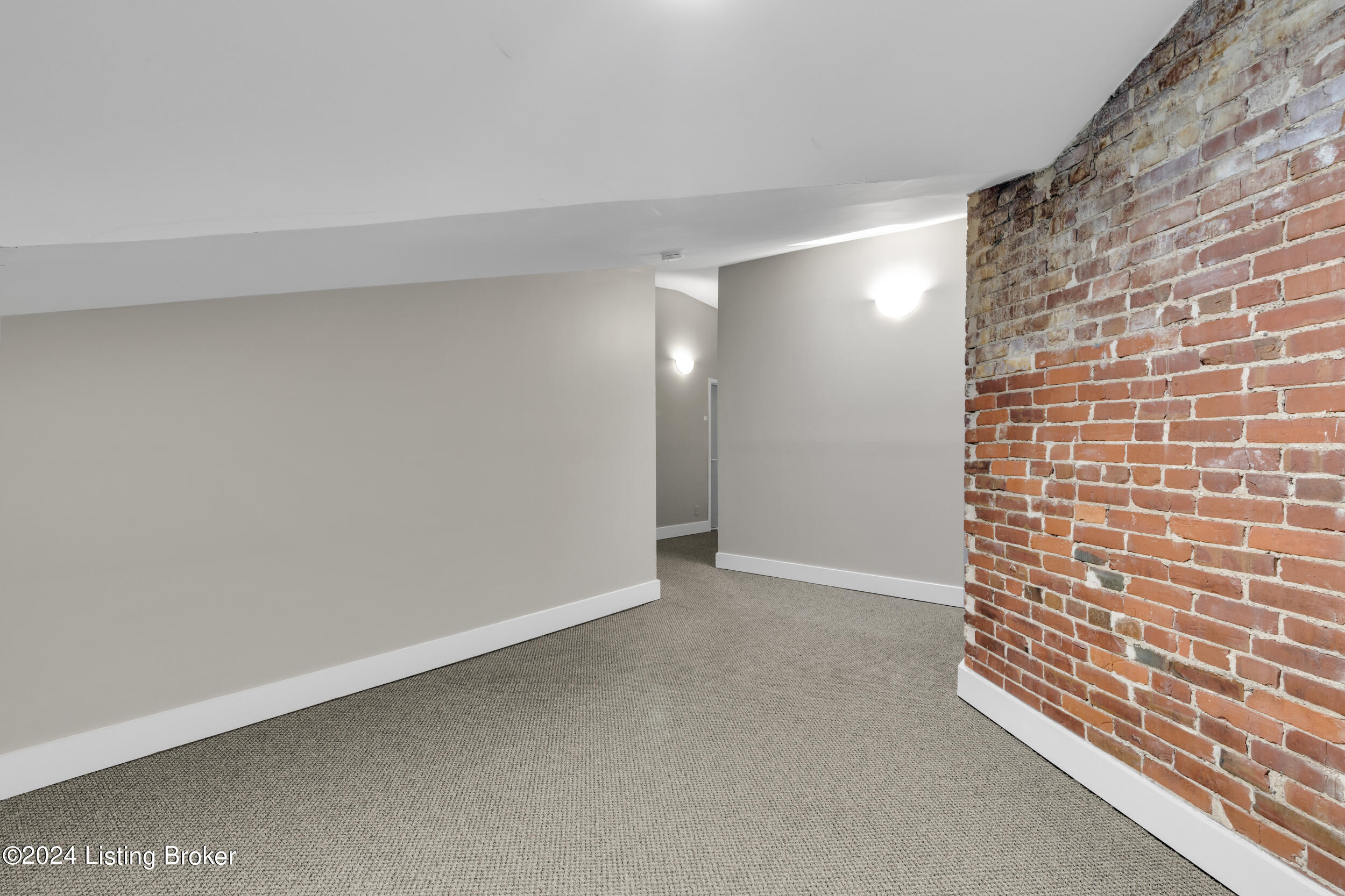 2525 George Rogers Clark Pl, 303