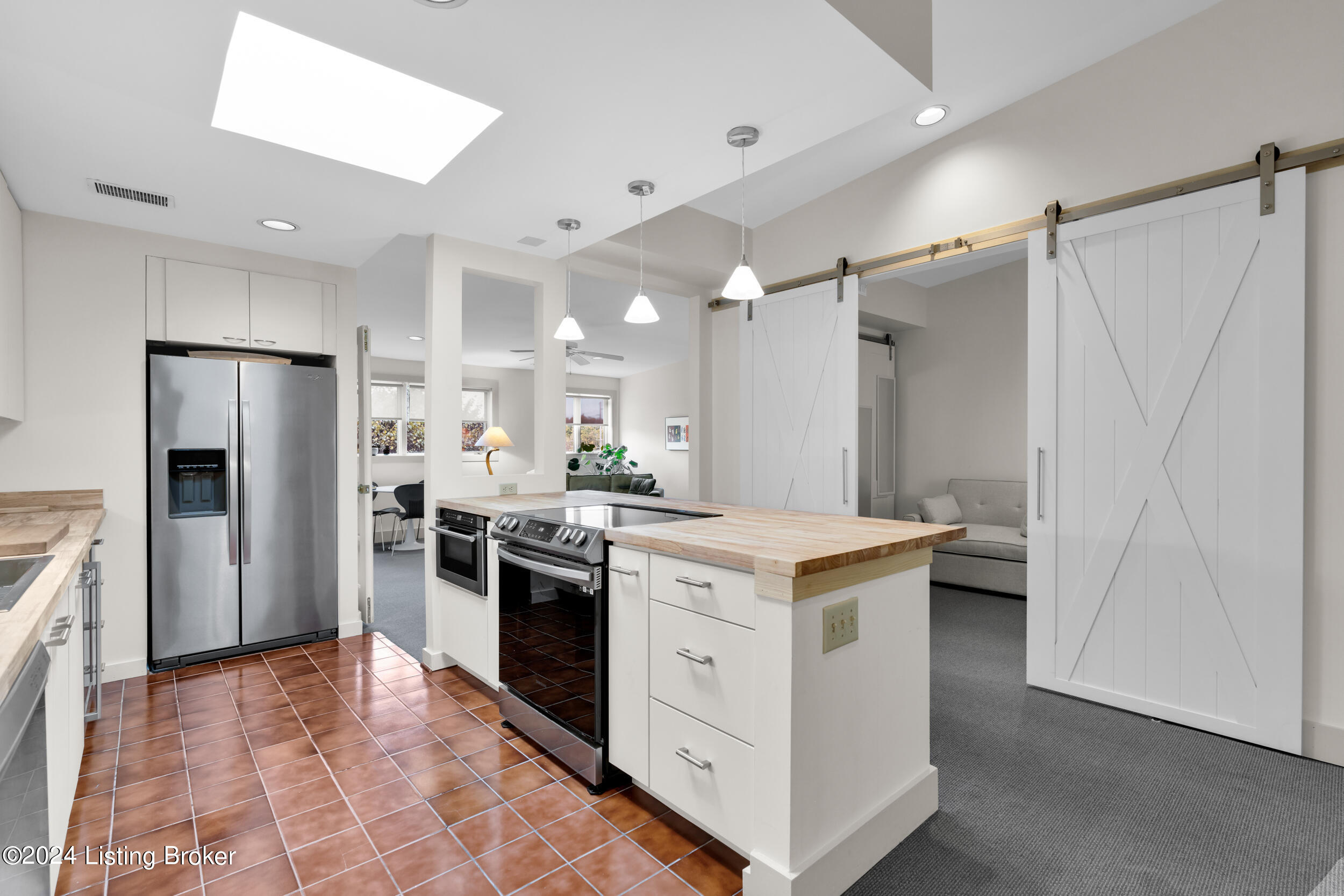 2525 George Rogers Clark Pl, 303