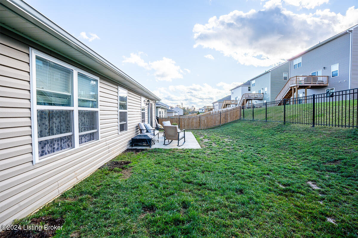 1518 Robin Rd