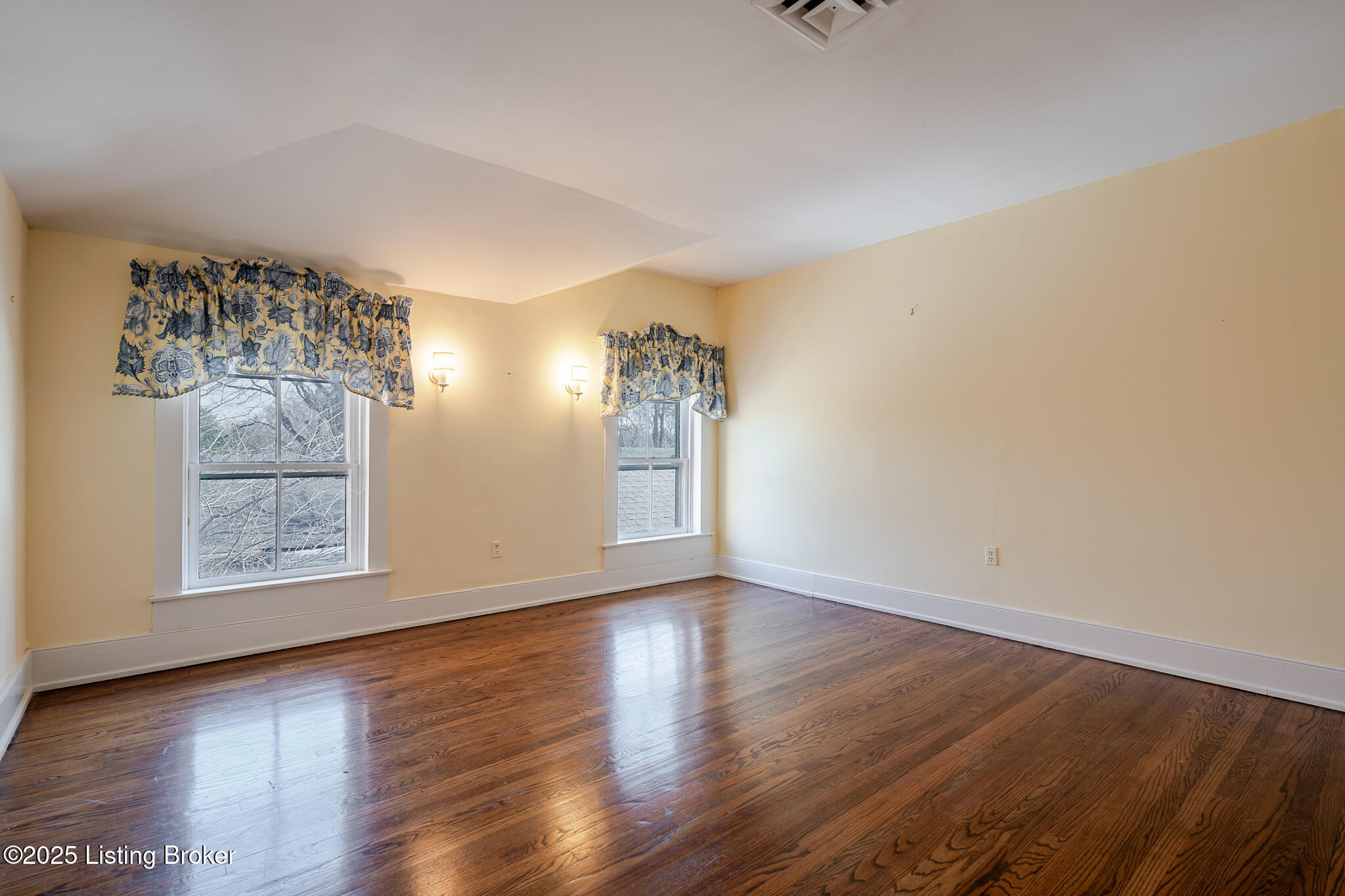 227 St Matthews Ave