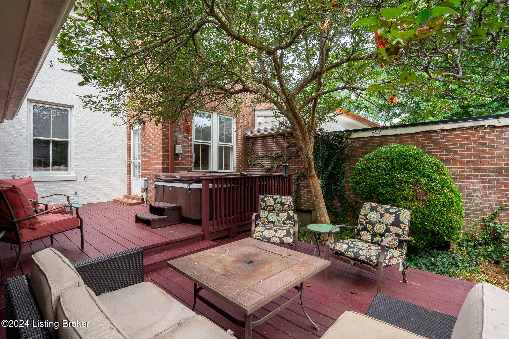 227 St Matthews Ave