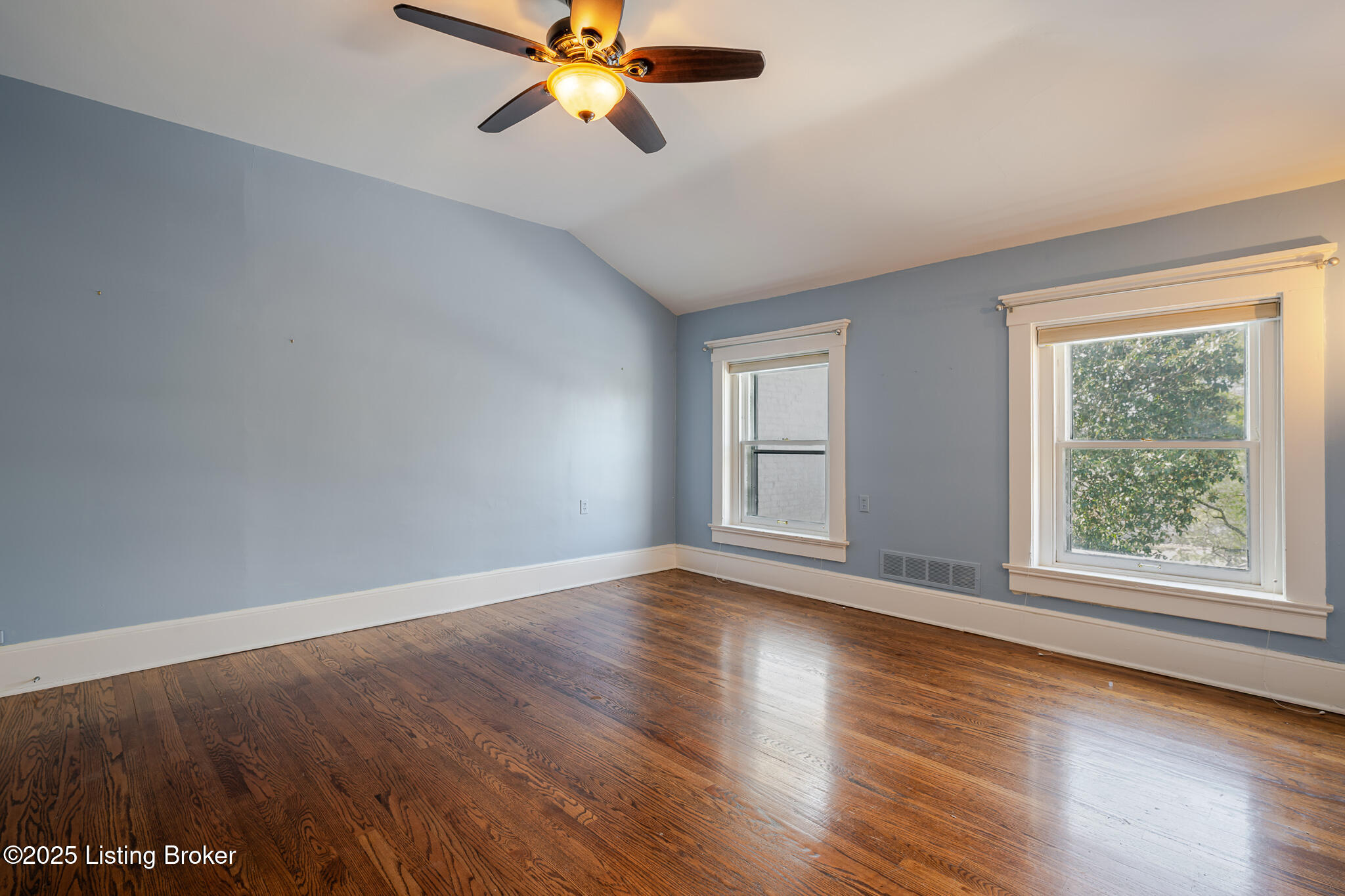 227 St Matthews Ave