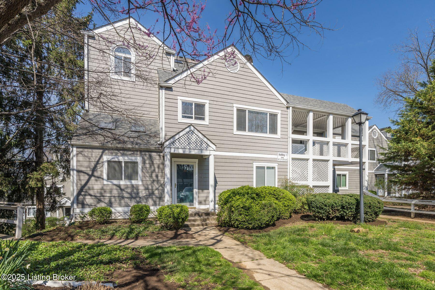 9 Lake Ave