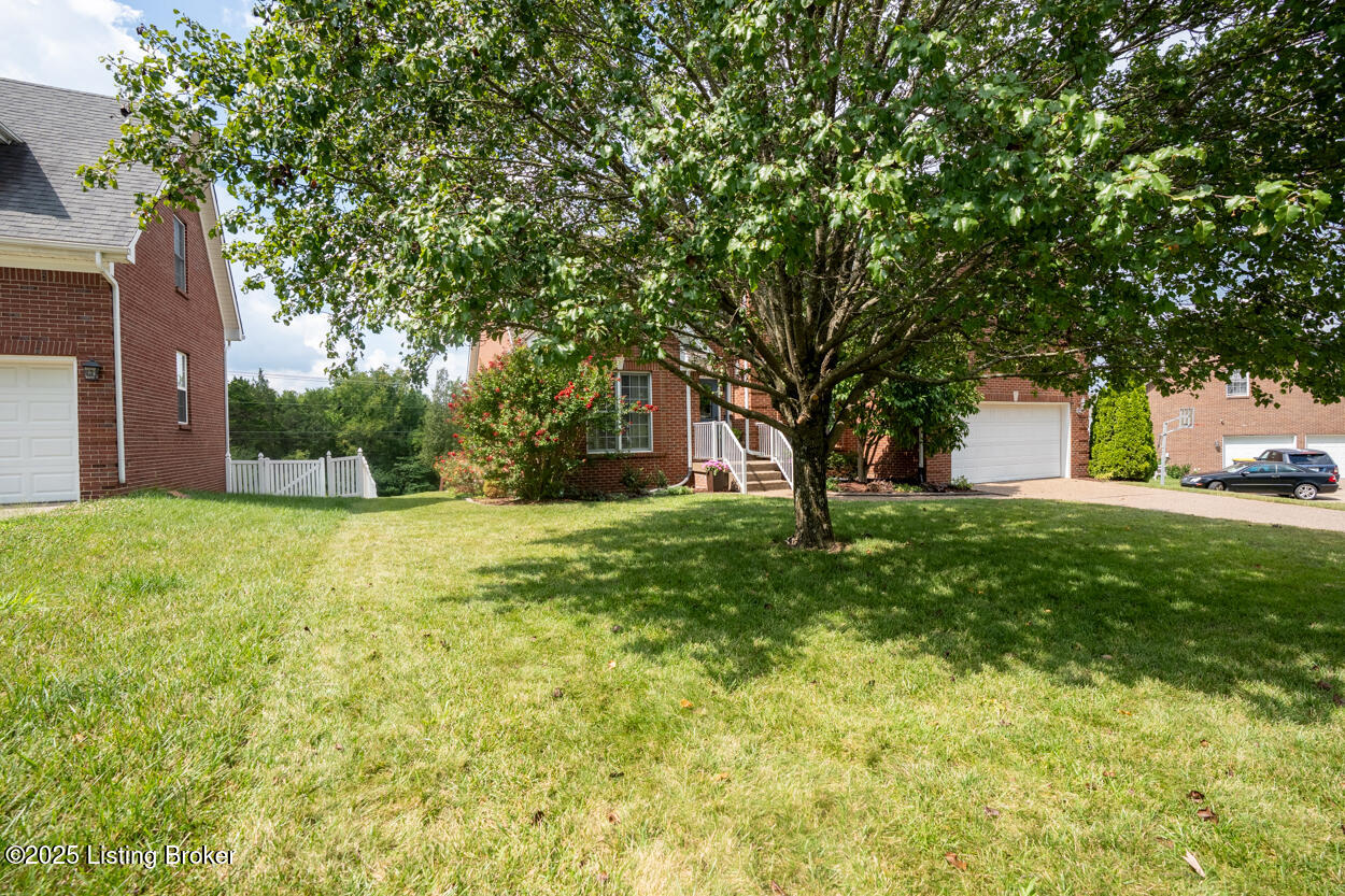 4702 Saratoga Springs Ct