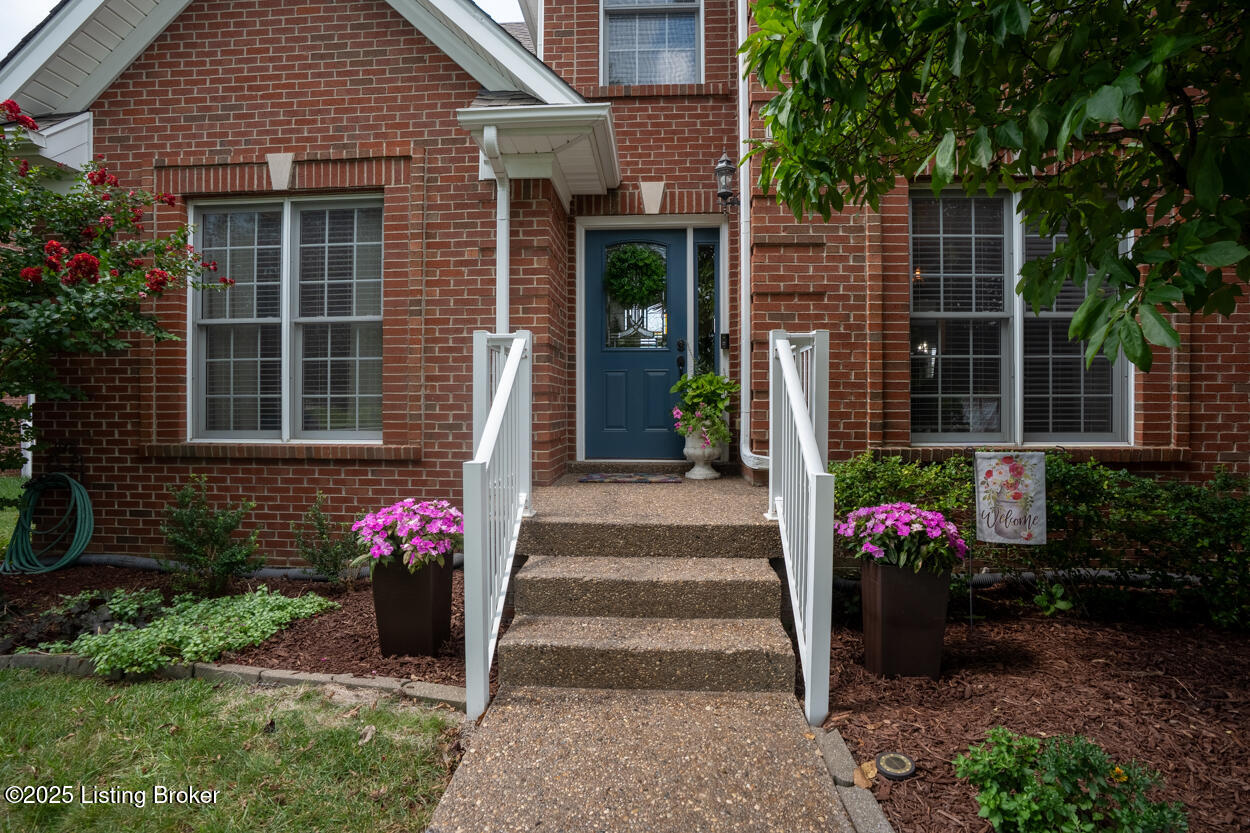 4702 Saratoga Springs Ct