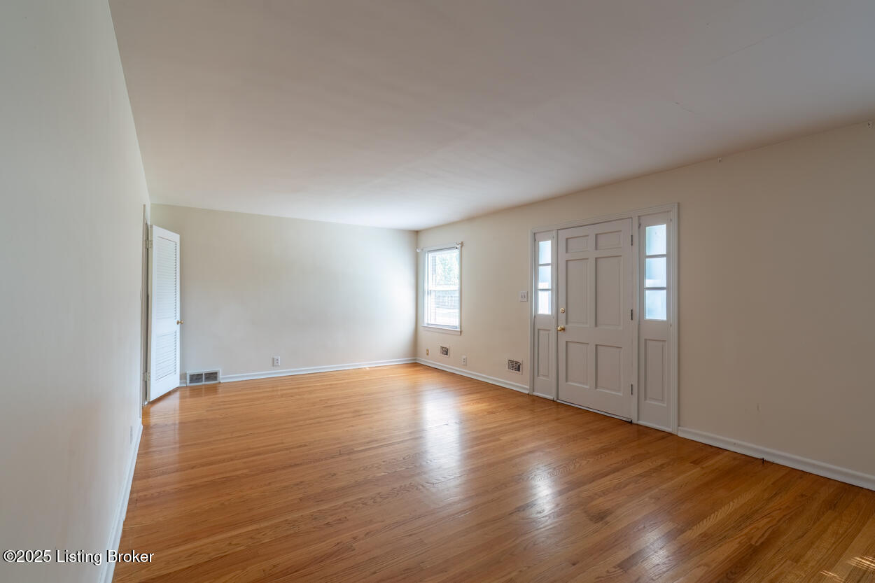 1415 Girard Dr