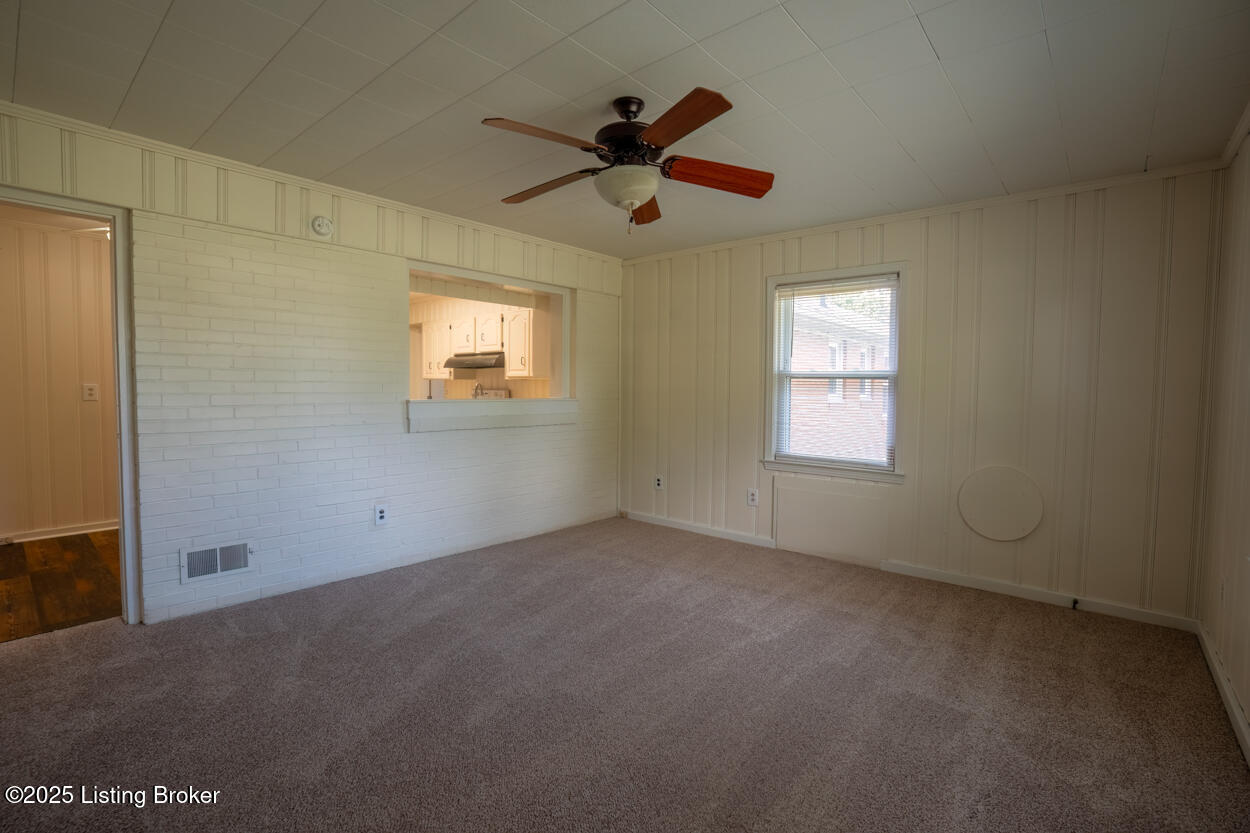 1415 Girard Dr