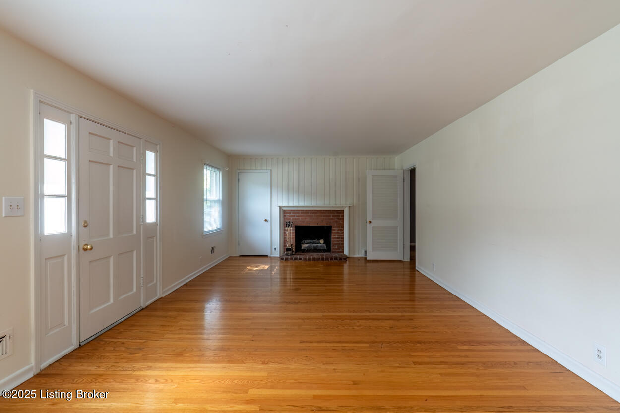 1415 Girard Dr
