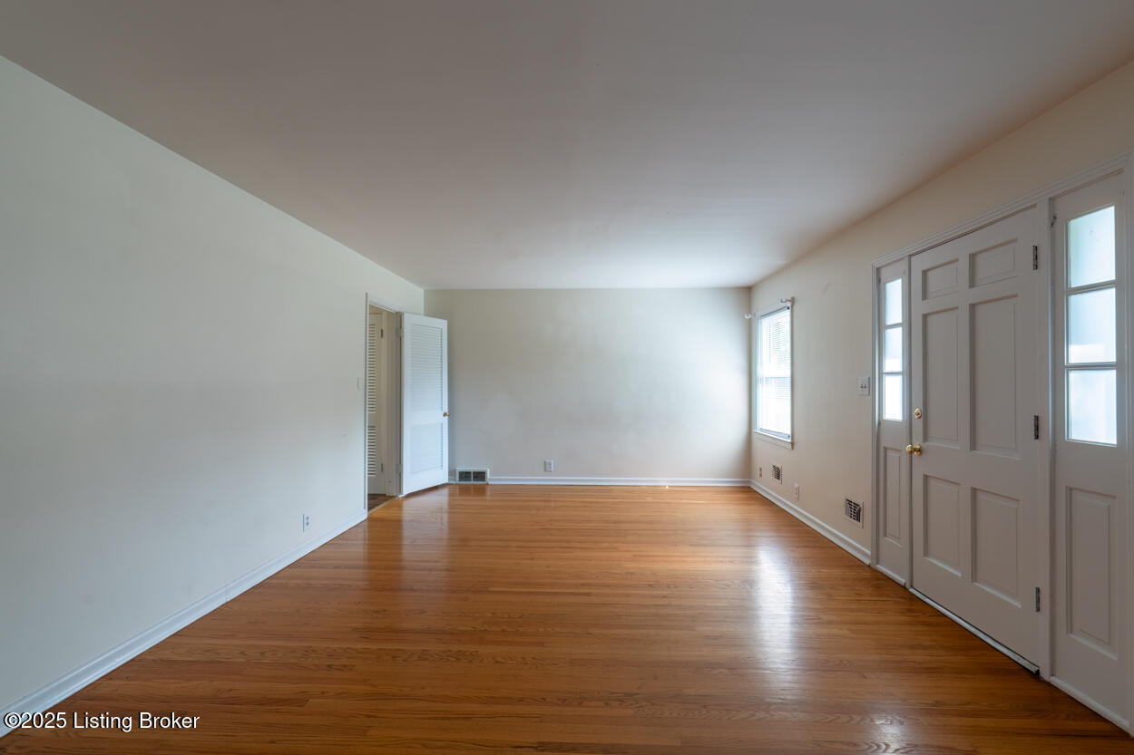 1415 Girard Dr