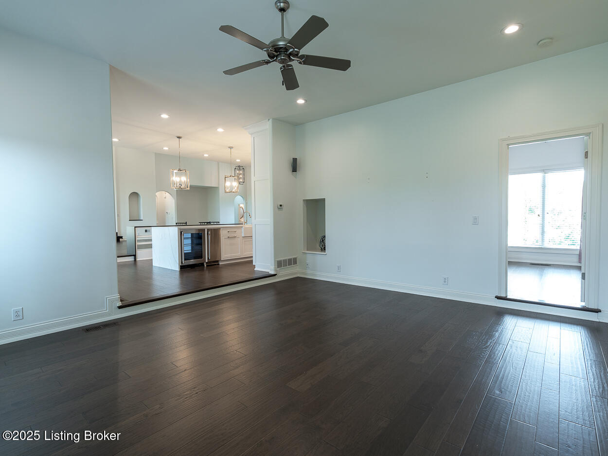 15407 Crystal Springs Way