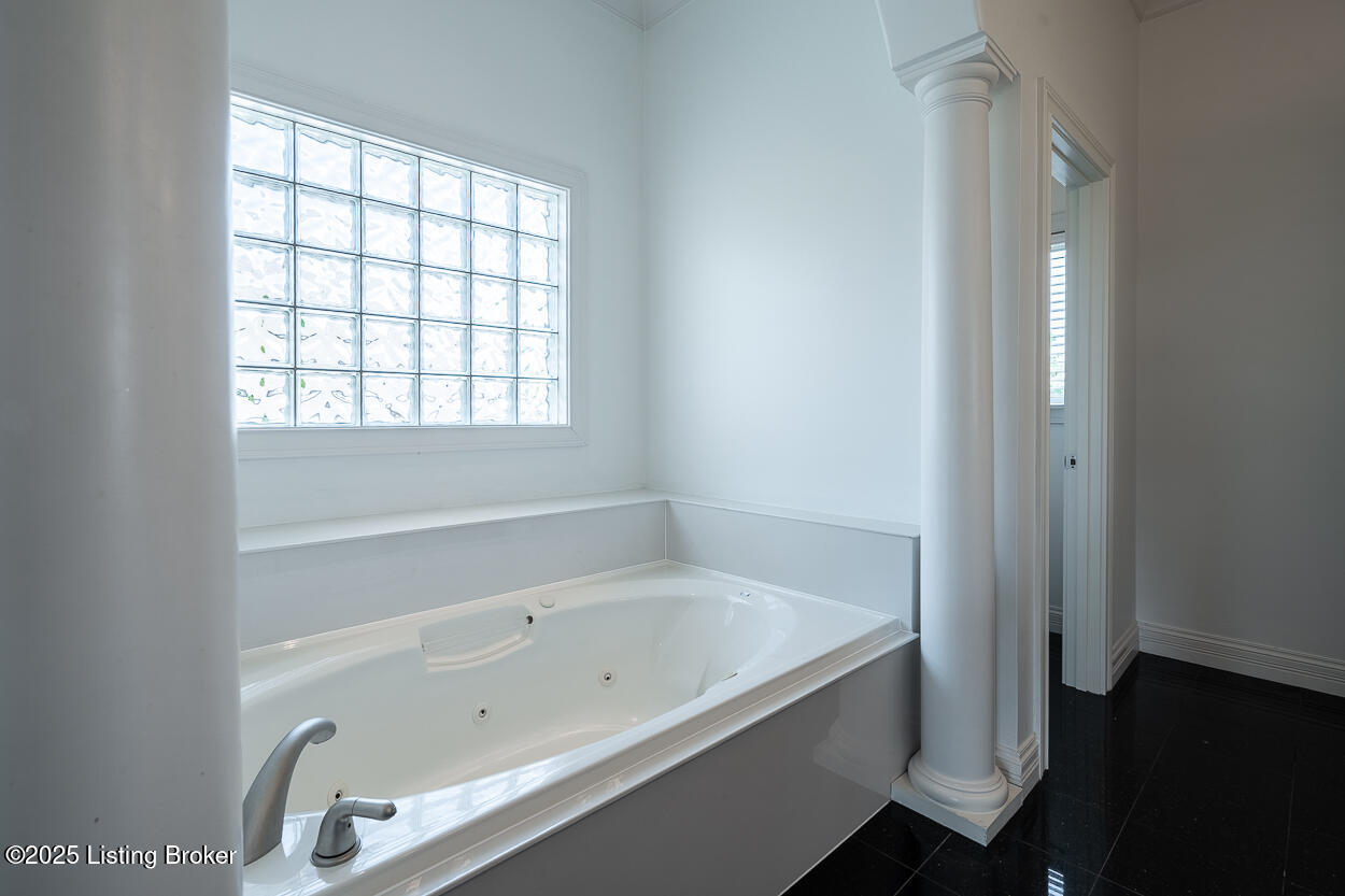 15407 Crystal Springs Way