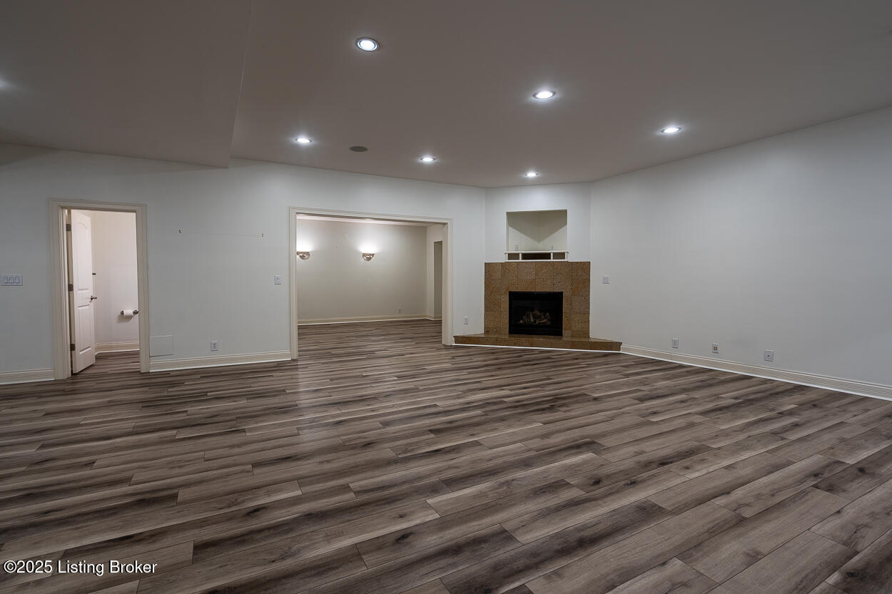 15407 Crystal Springs Way