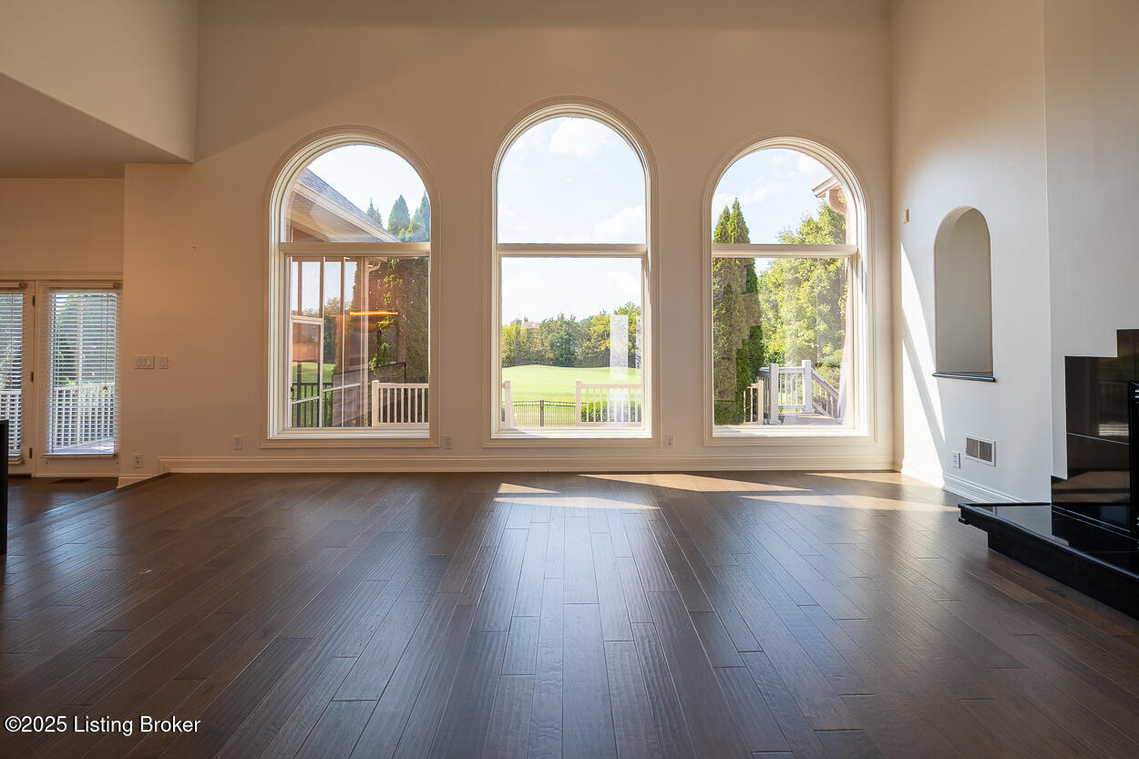 15407 Crystal Springs Way