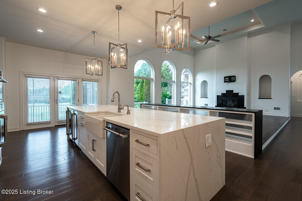 15407 Crystal Springs Way