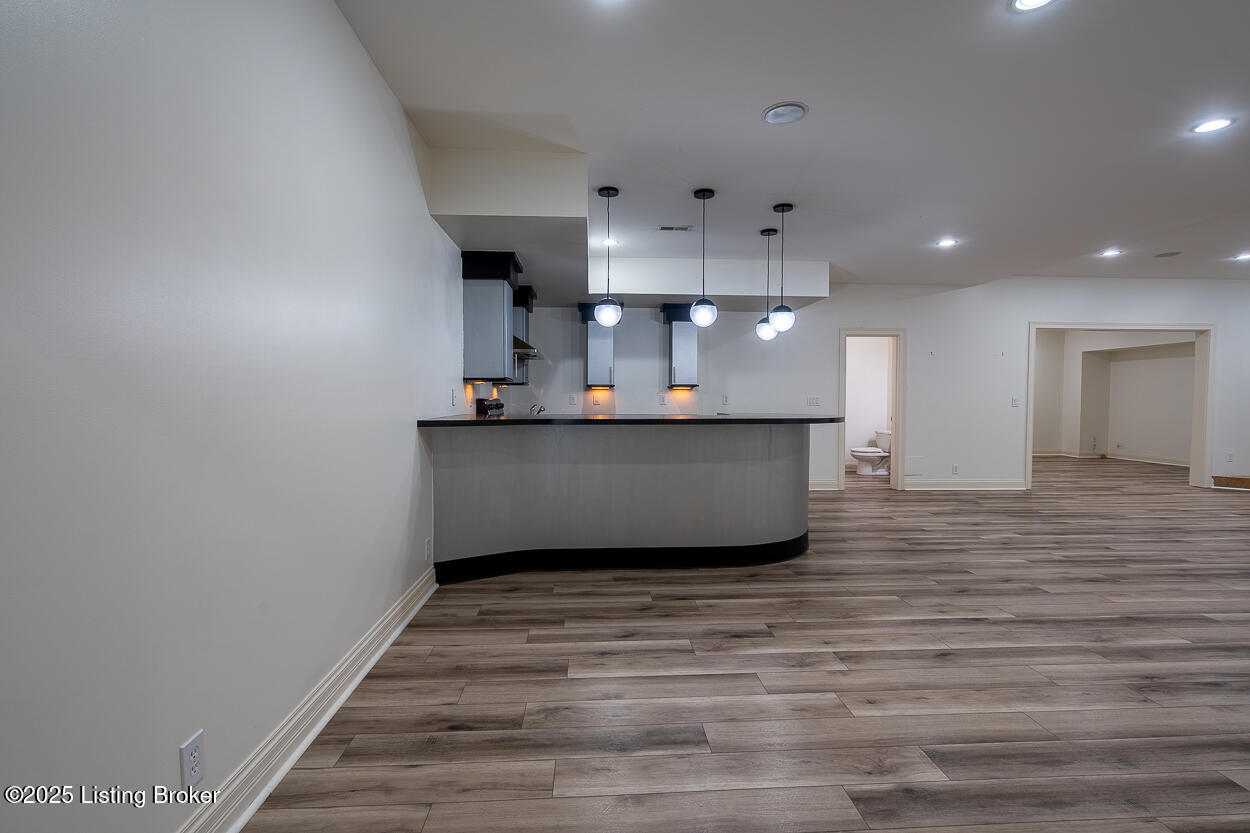 15407 Crystal Springs Way