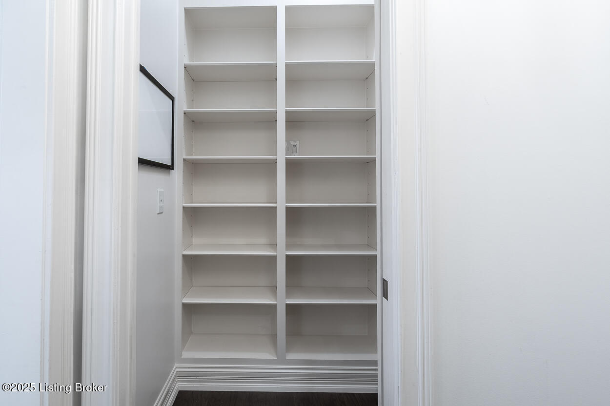 15407 Crystal Springs Way