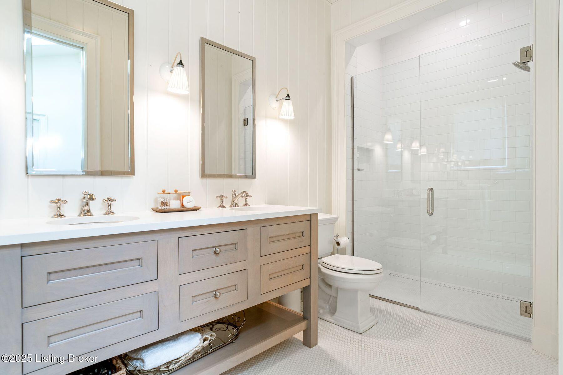 8220 Sutherland Farm Rd